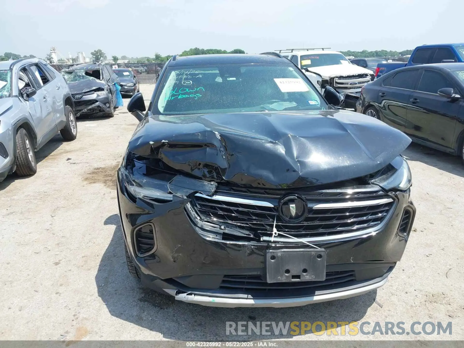 6 Photograph of a damaged car LRBFZNR43MD109987 BUICK ENVISION 2021