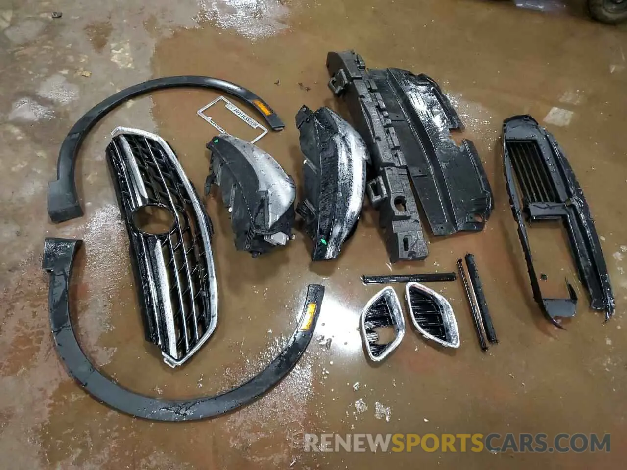 13 Photograph of a damaged car LRBFZNR45MD107979 BUICK ENVISION 2021