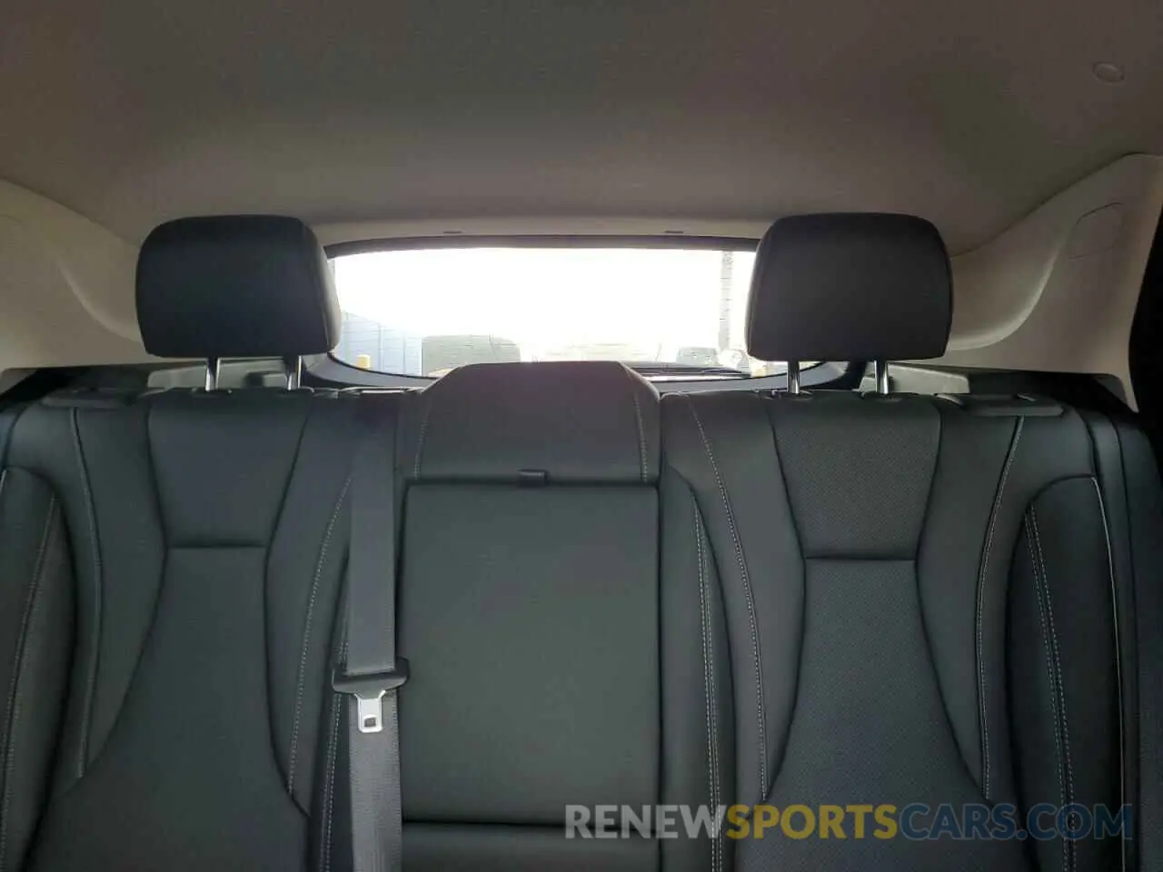 10 Photograph of a damaged car LRBFZNR46MD177720 BUICK ENVISION 2021