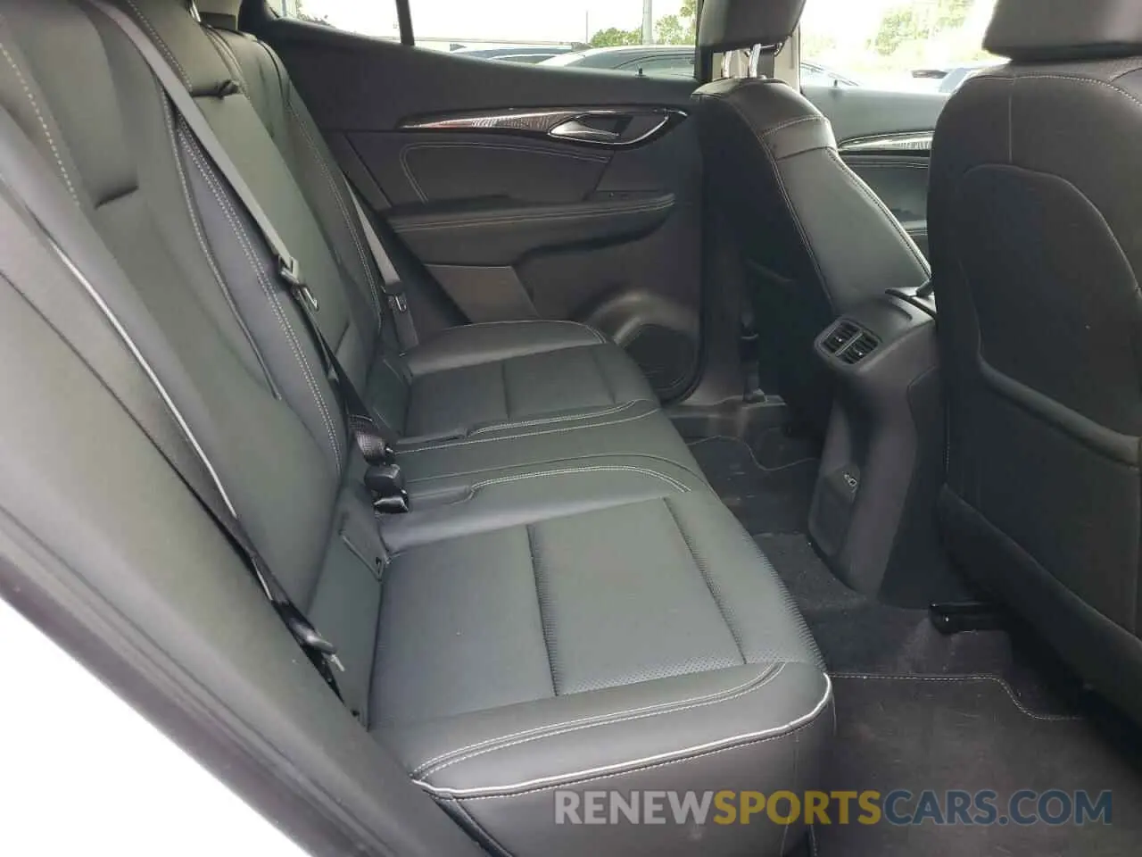 11 Photograph of a damaged car LRBFZNR46MD177720 BUICK ENVISION 2021