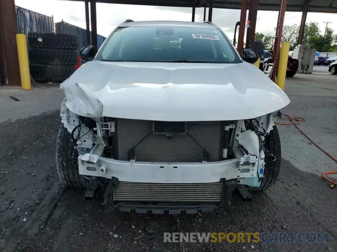 5 Photograph of a damaged car LRBFZNR46MD177720 BUICK ENVISION 2021