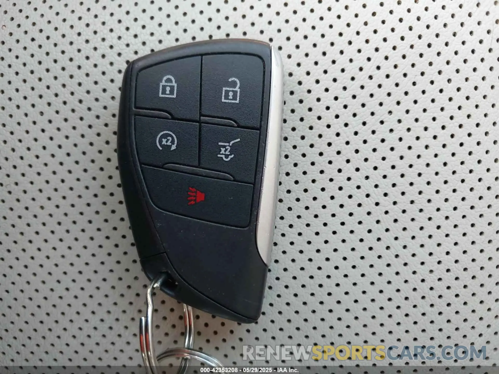 11 Photograph of a damaged car LRBFZNR48MD131600 BUICK ENVISION 2021