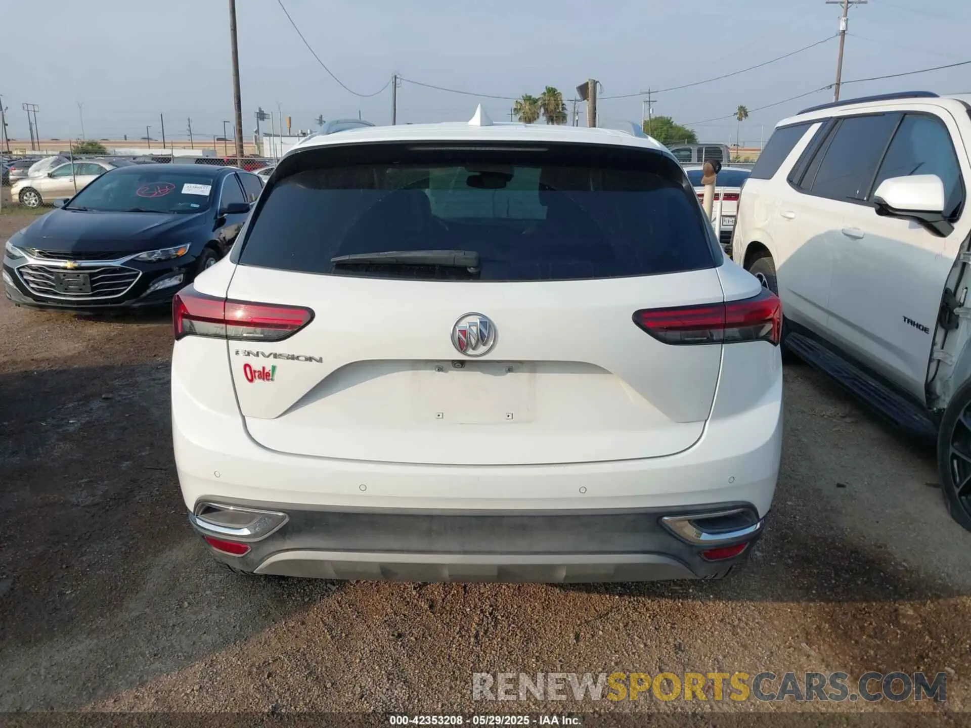 16 Photograph of a damaged car LRBFZNR48MD131600 BUICK ENVISION 2021