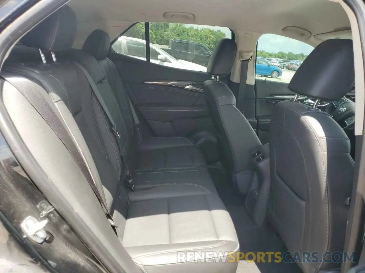 11 Photograph of a damaged car LRBFZNR4XMD111817 BUICK ENVISION 2021