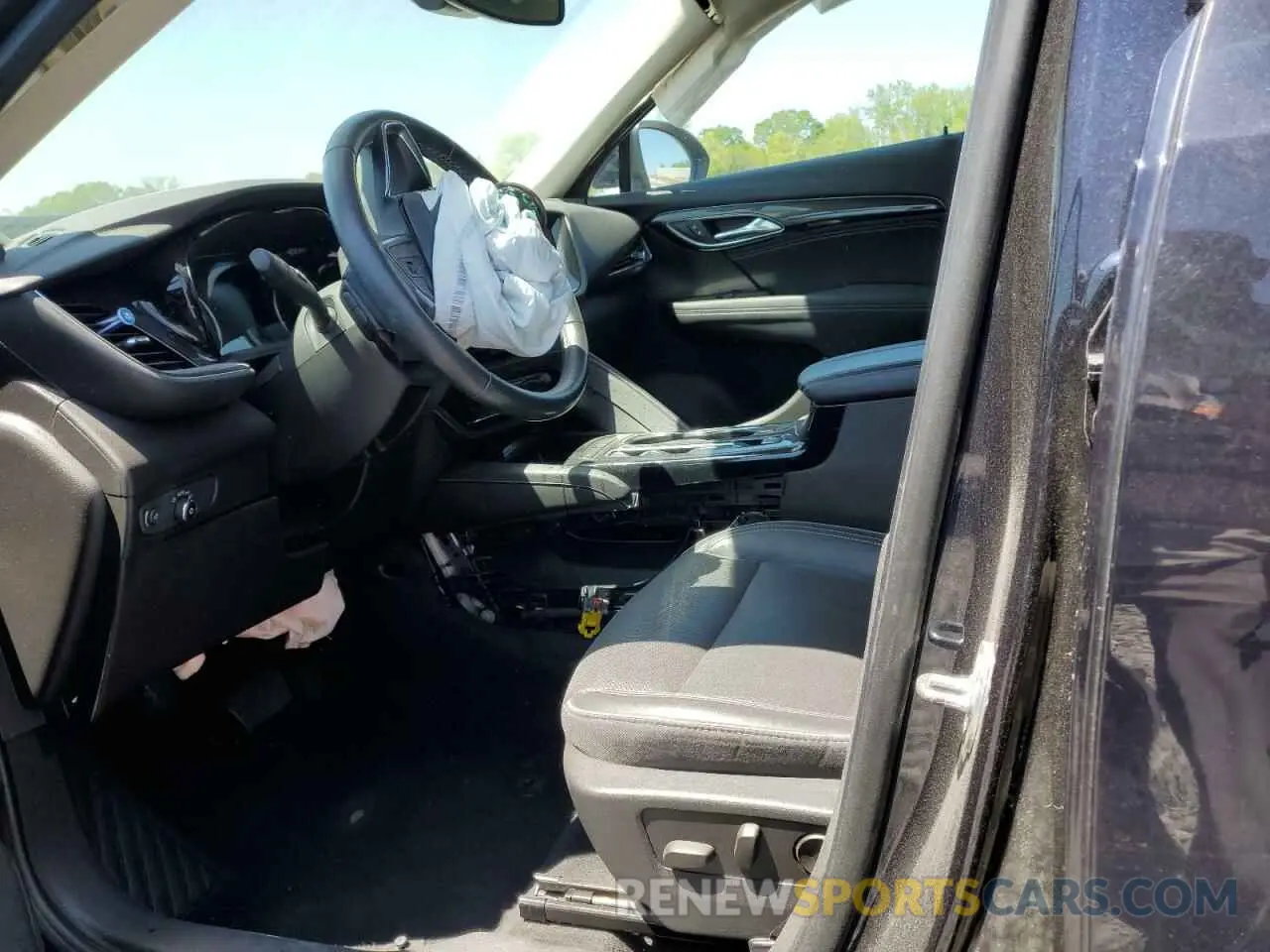 7 Photograph of a damaged car LRBFZNR4XMD167014 BUICK ENVISION 2021