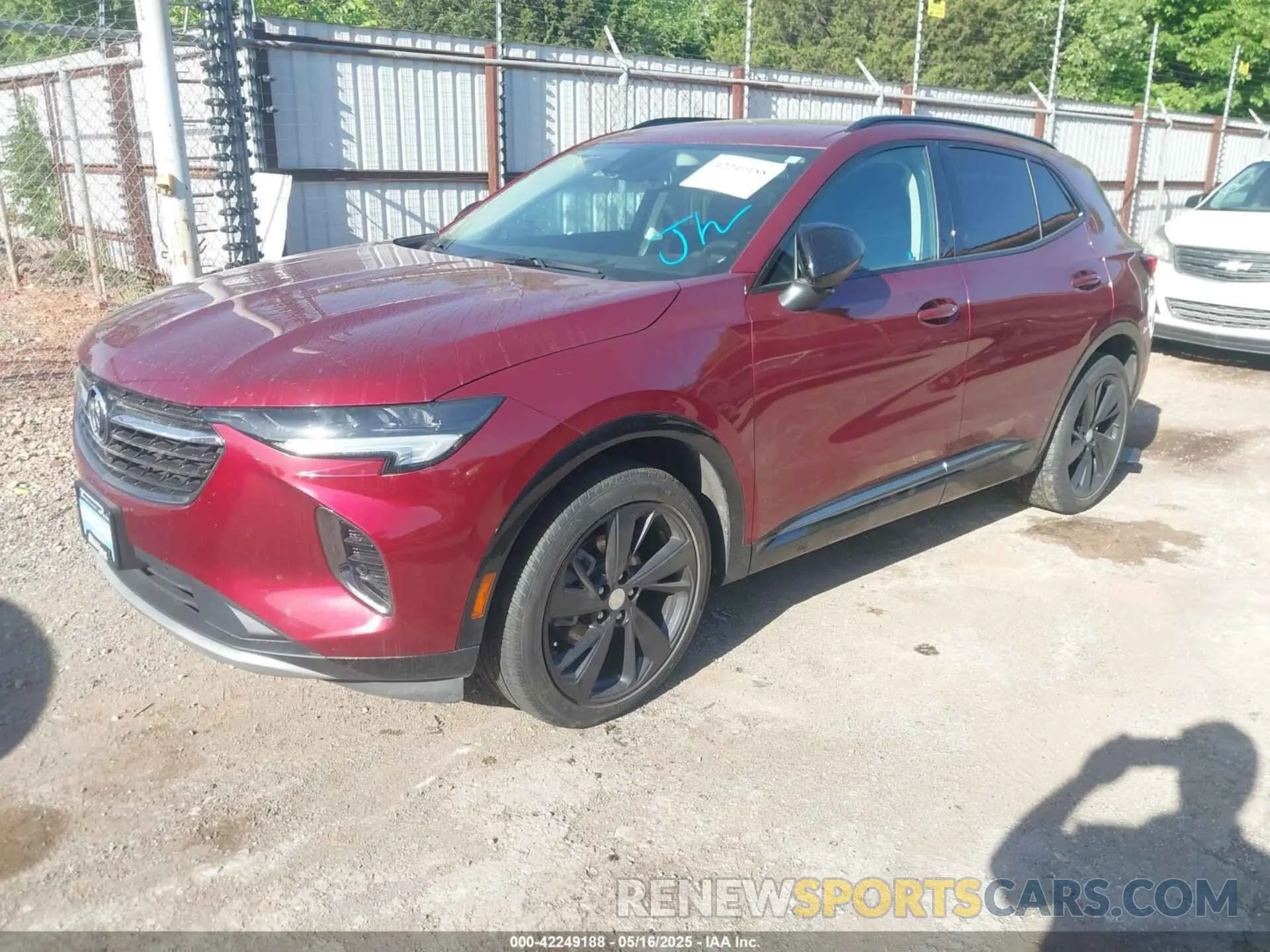 2 Photograph of a damaged car LRBFZPR46MD123149 BUICK ENVISION 2021