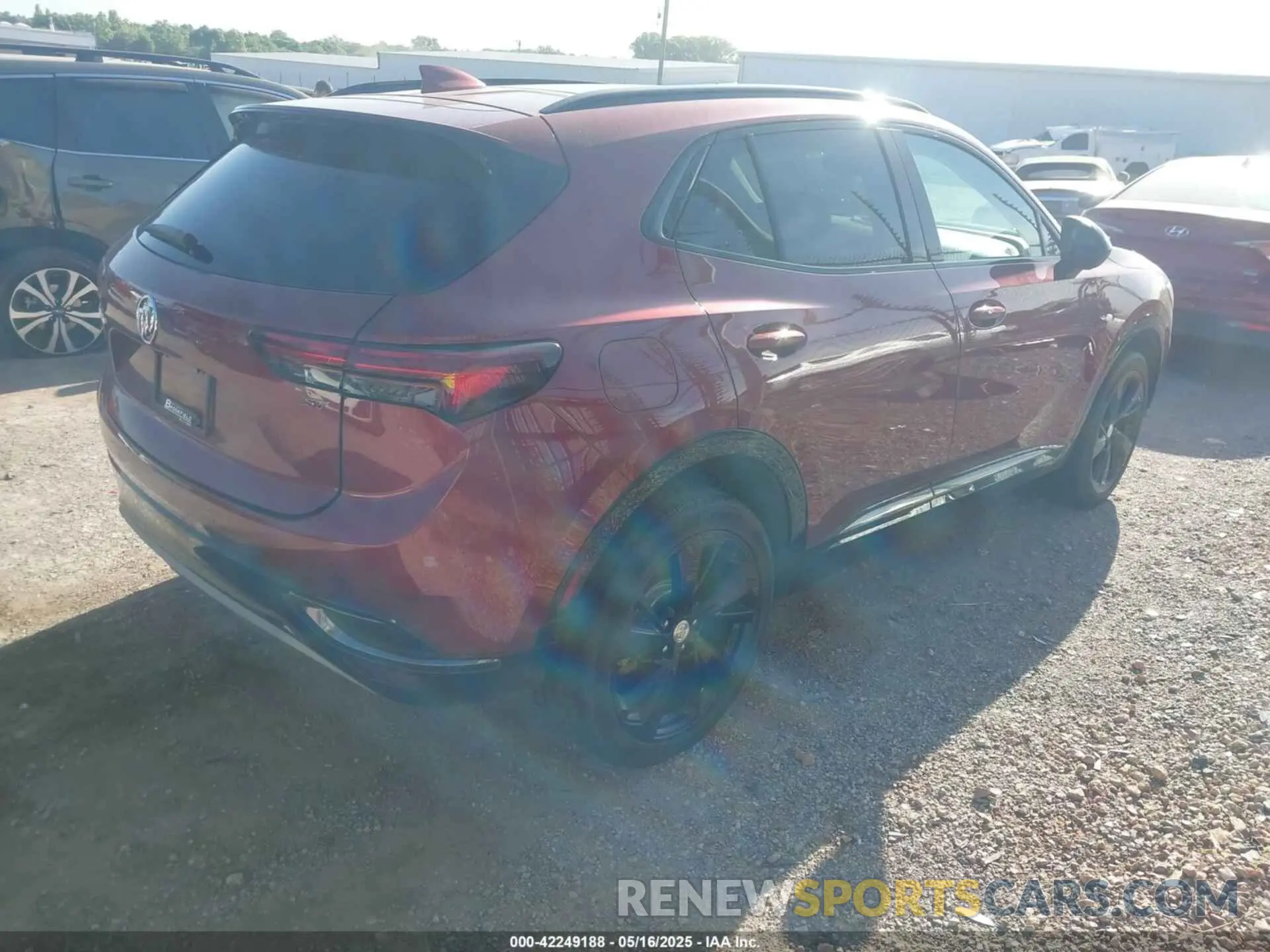 4 Photograph of a damaged car LRBFZPR46MD123149 BUICK ENVISION 2021