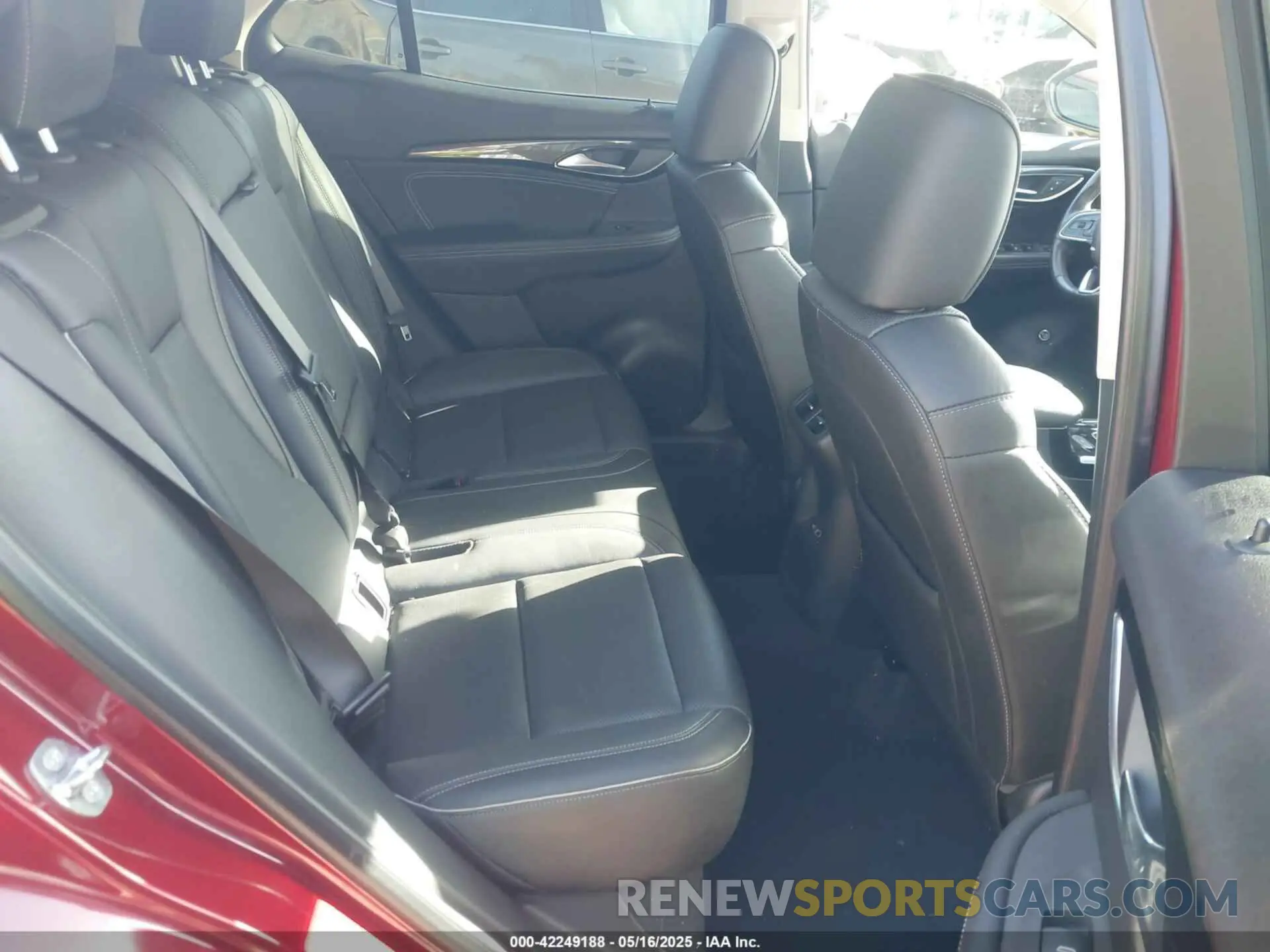 8 Photograph of a damaged car LRBFZPR46MD123149 BUICK ENVISION 2021