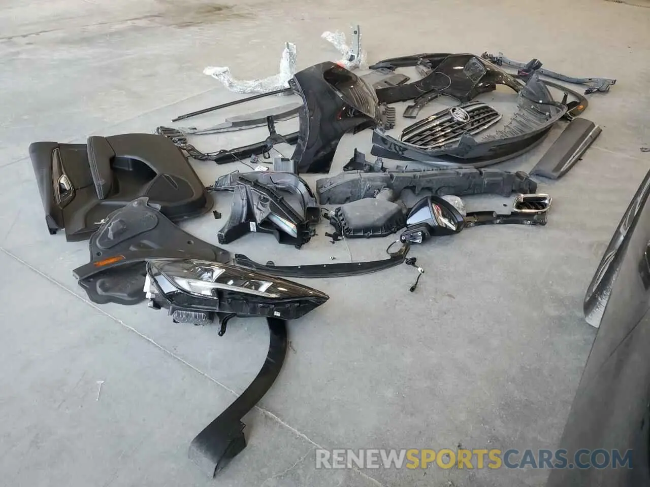 13 Photograph of a damaged car LRBFZPR48MD122424 BUICK ENVISION 2021