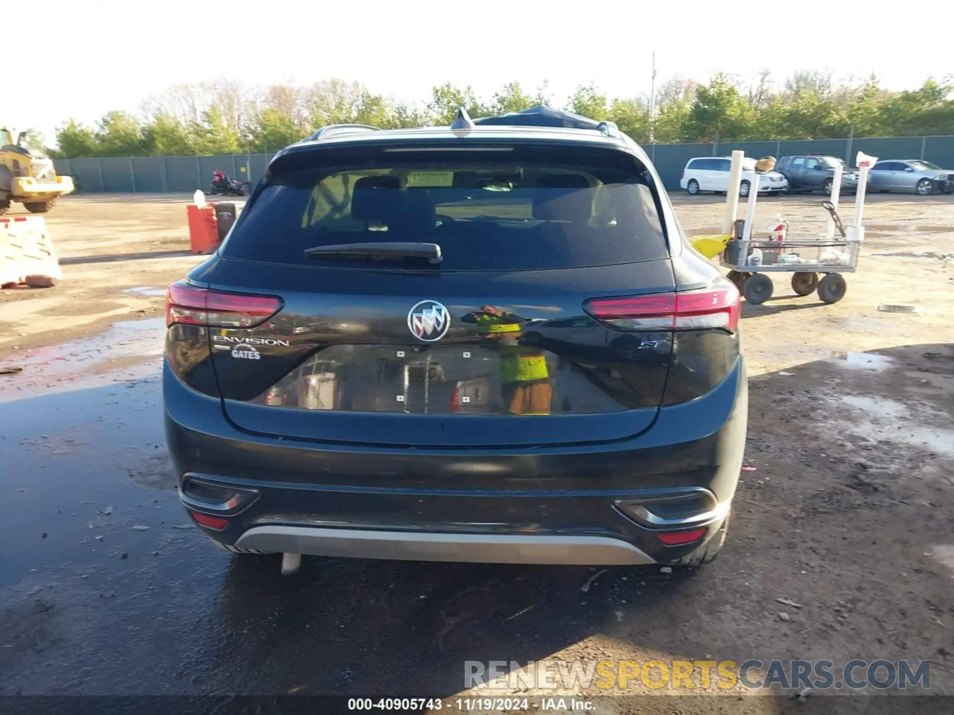 17 Photograph of a damaged car LRBFZPR49MD083598 BUICK ENVISION 2021