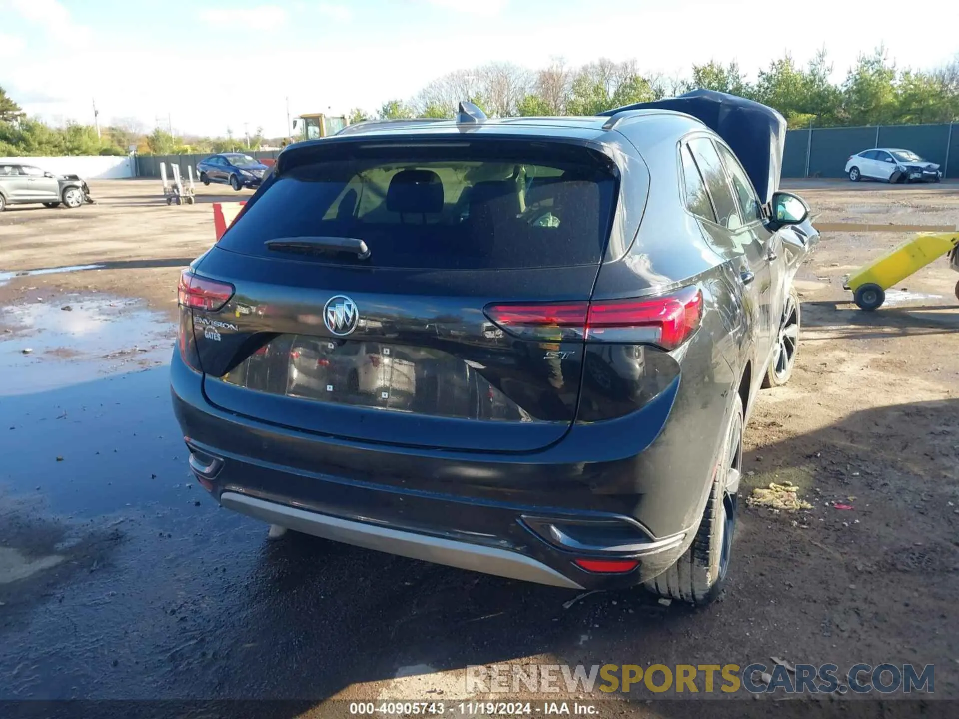 4 Photograph of a damaged car LRBFZPR49MD083598 BUICK ENVISION 2021
