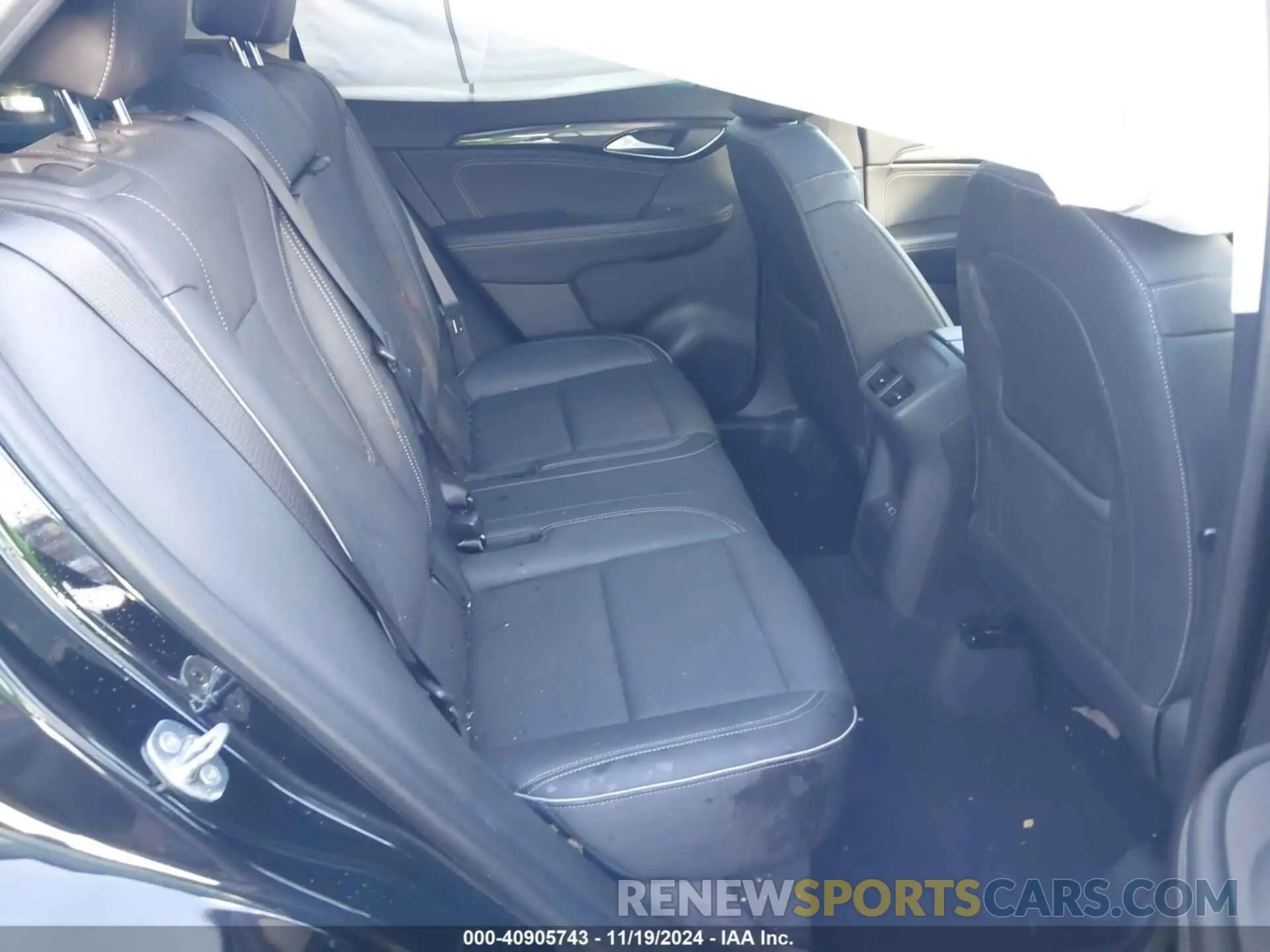 8 Photograph of a damaged car LRBFZPR49MD083598 BUICK ENVISION 2021