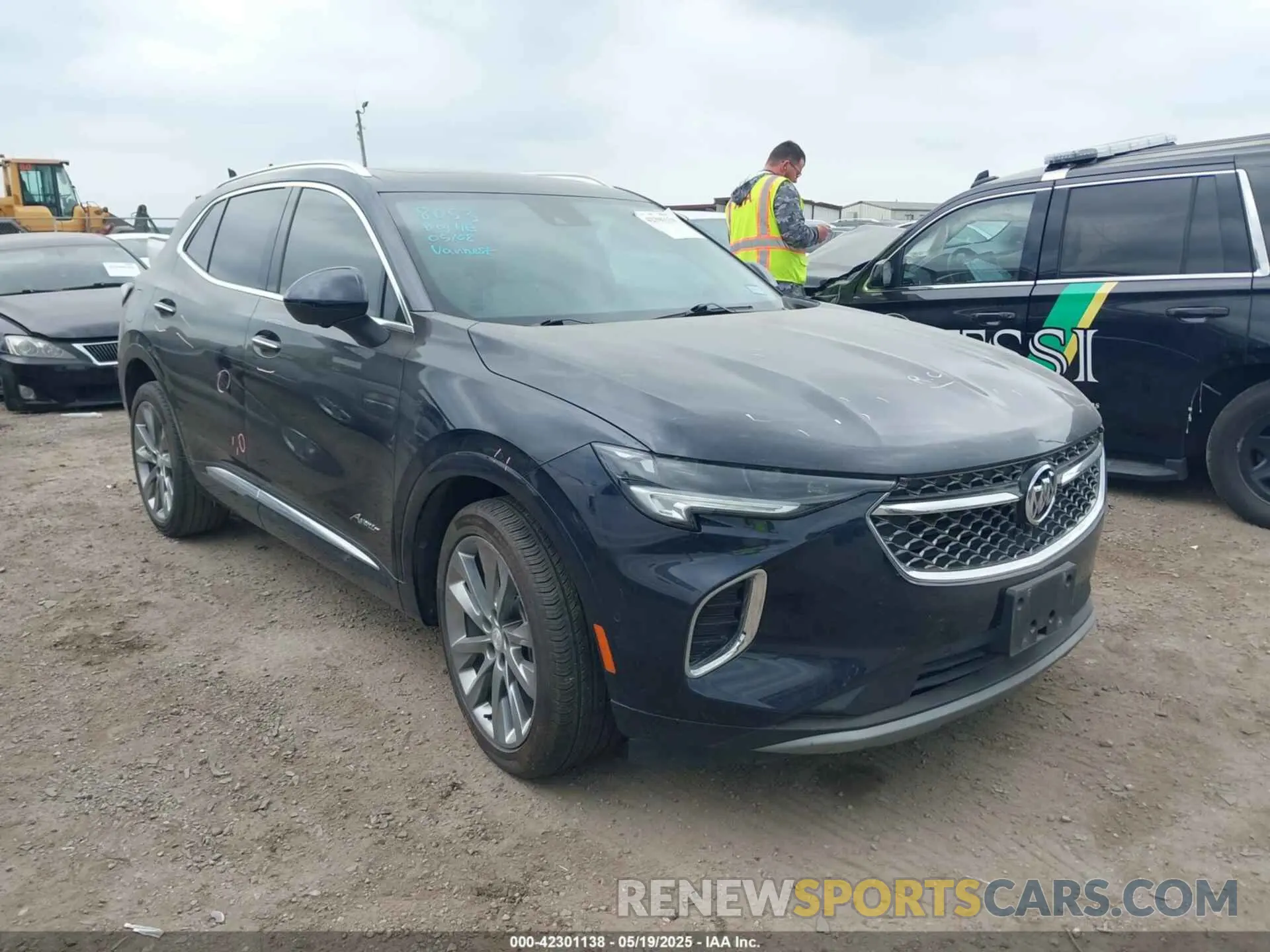 1 Photograph of a damaged car LRBFZRR44MD164732 BUICK ENVISION 2021