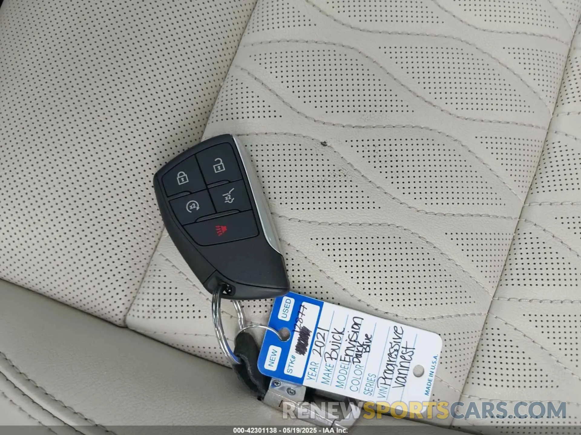 11 Photograph of a damaged car LRBFZRR44MD164732 BUICK ENVISION 2021