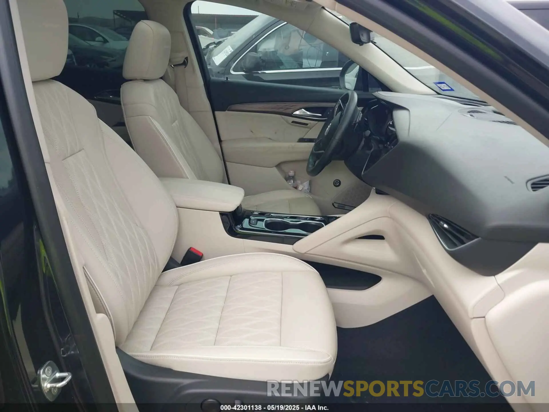5 Photograph of a damaged car LRBFZRR44MD164732 BUICK ENVISION 2021