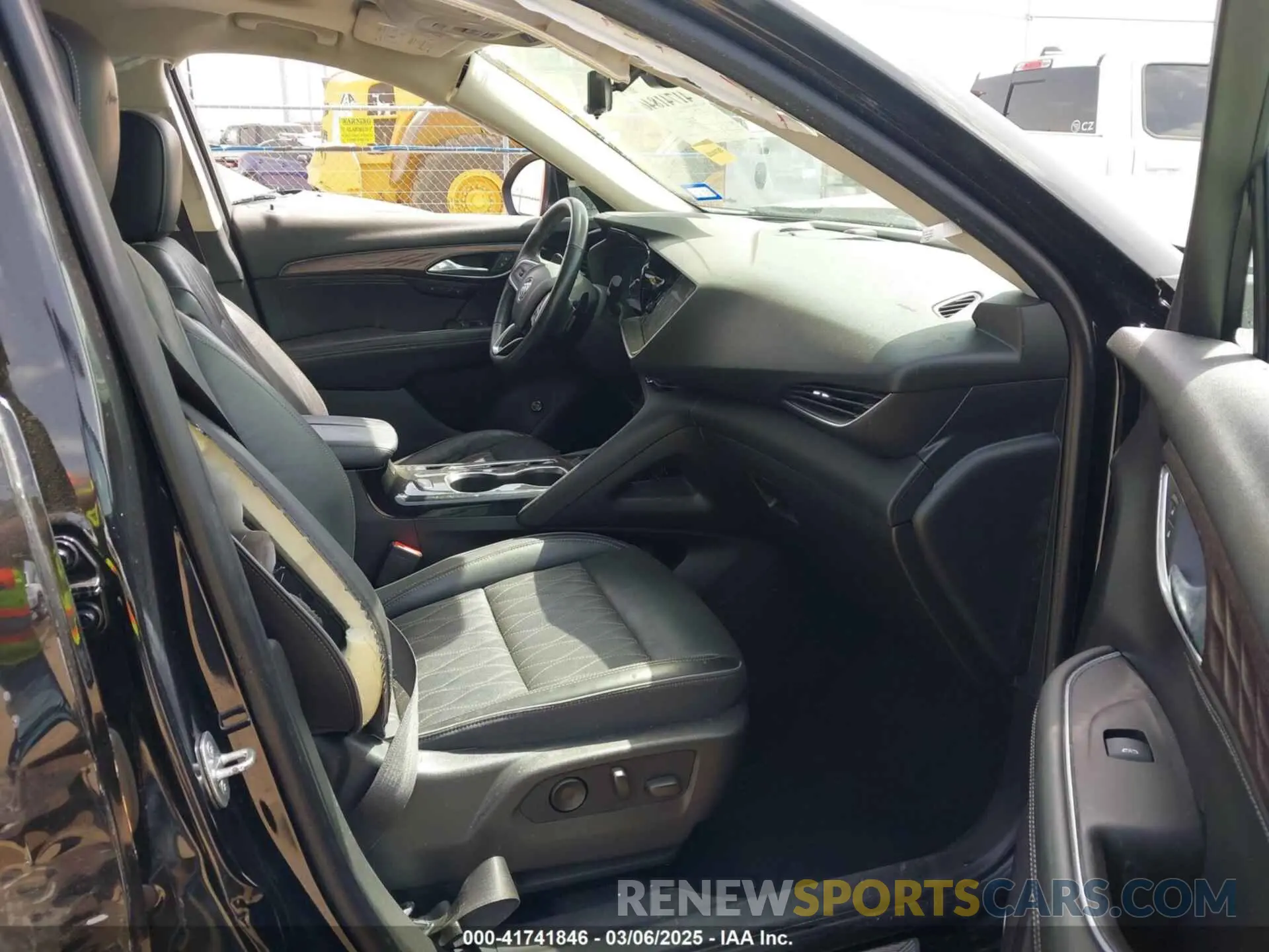 5 Photograph of a damaged car LRBFZRR49MD109418 BUICK ENVISION 2021