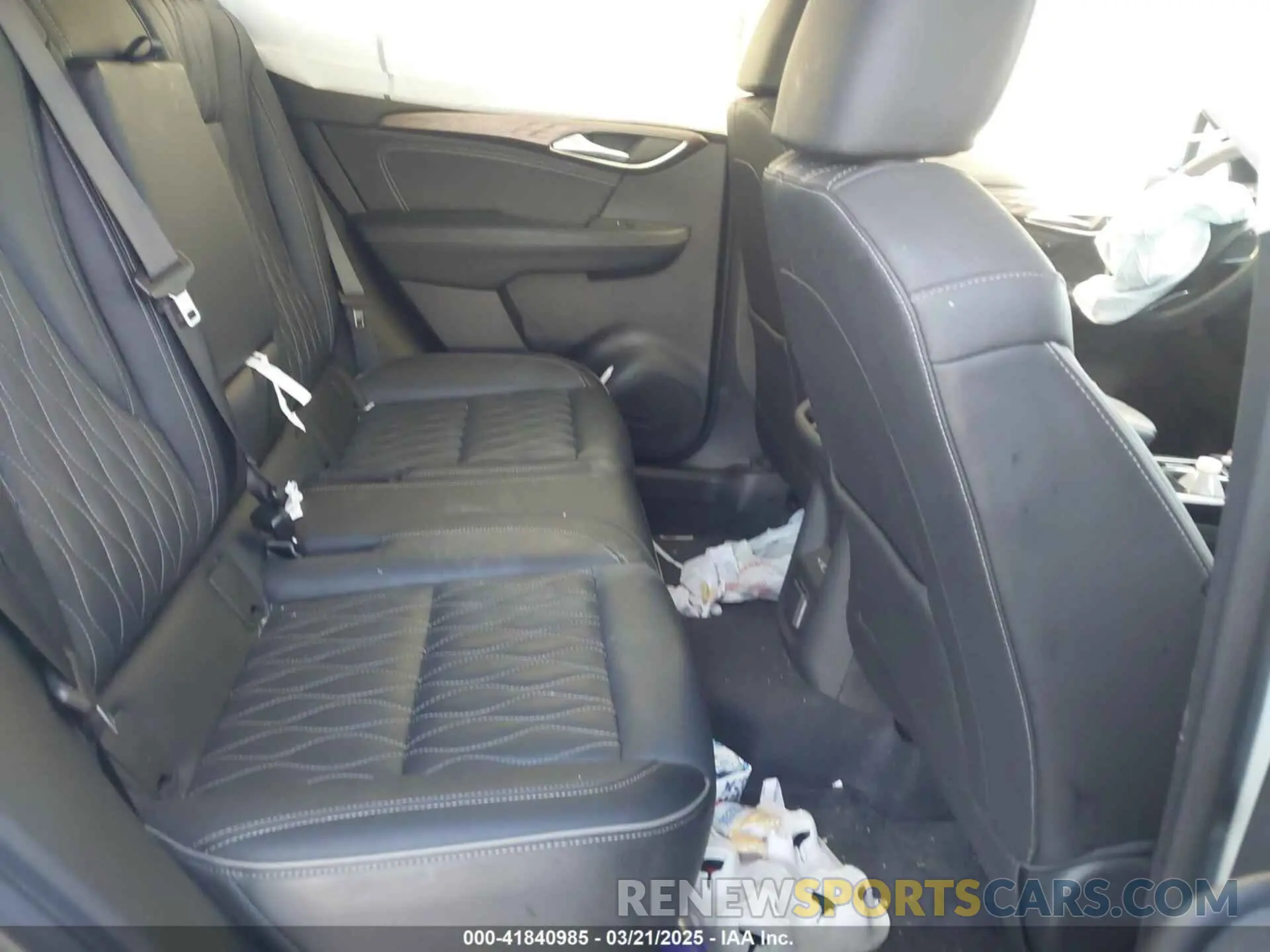 8 Photograph of a damaged car LRBFZSR44MD077520 BUICK ENVISION 2021