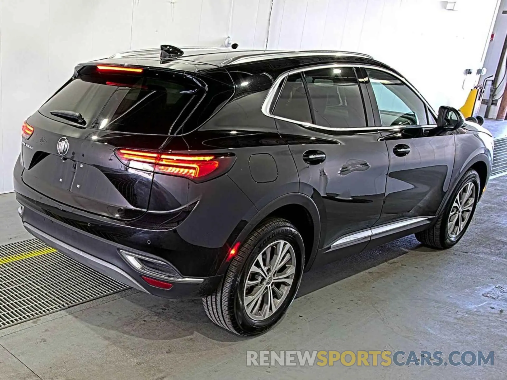 10 Photograph of a damaged car LRBAZLR42ND031587 BUICK ENVISION 2022