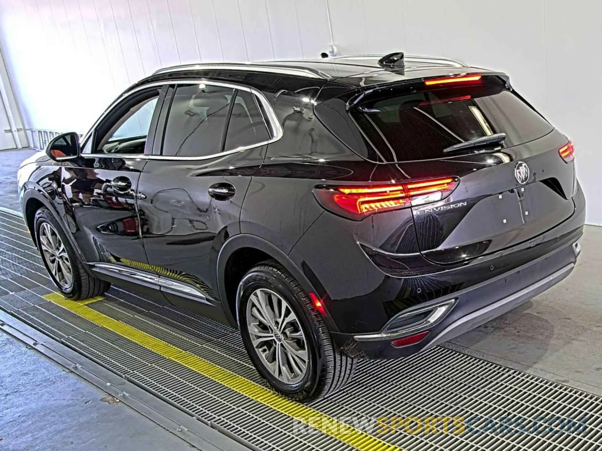 13 Photograph of a damaged car LRBAZLR42ND031587 BUICK ENVISION 2022