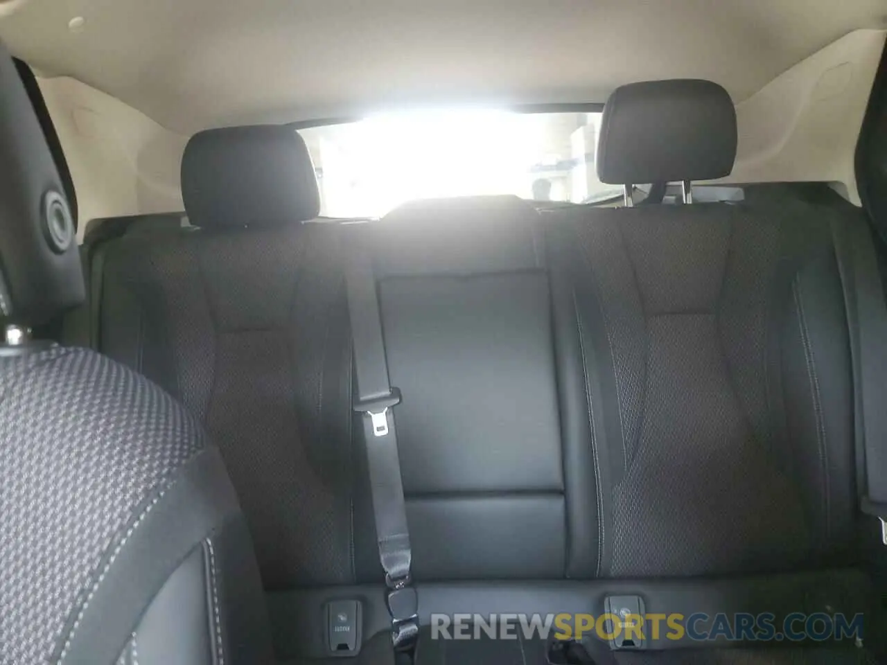 10 Photograph of a damaged car LRBAZLR43ND137546 BUICK ENVISION 2022