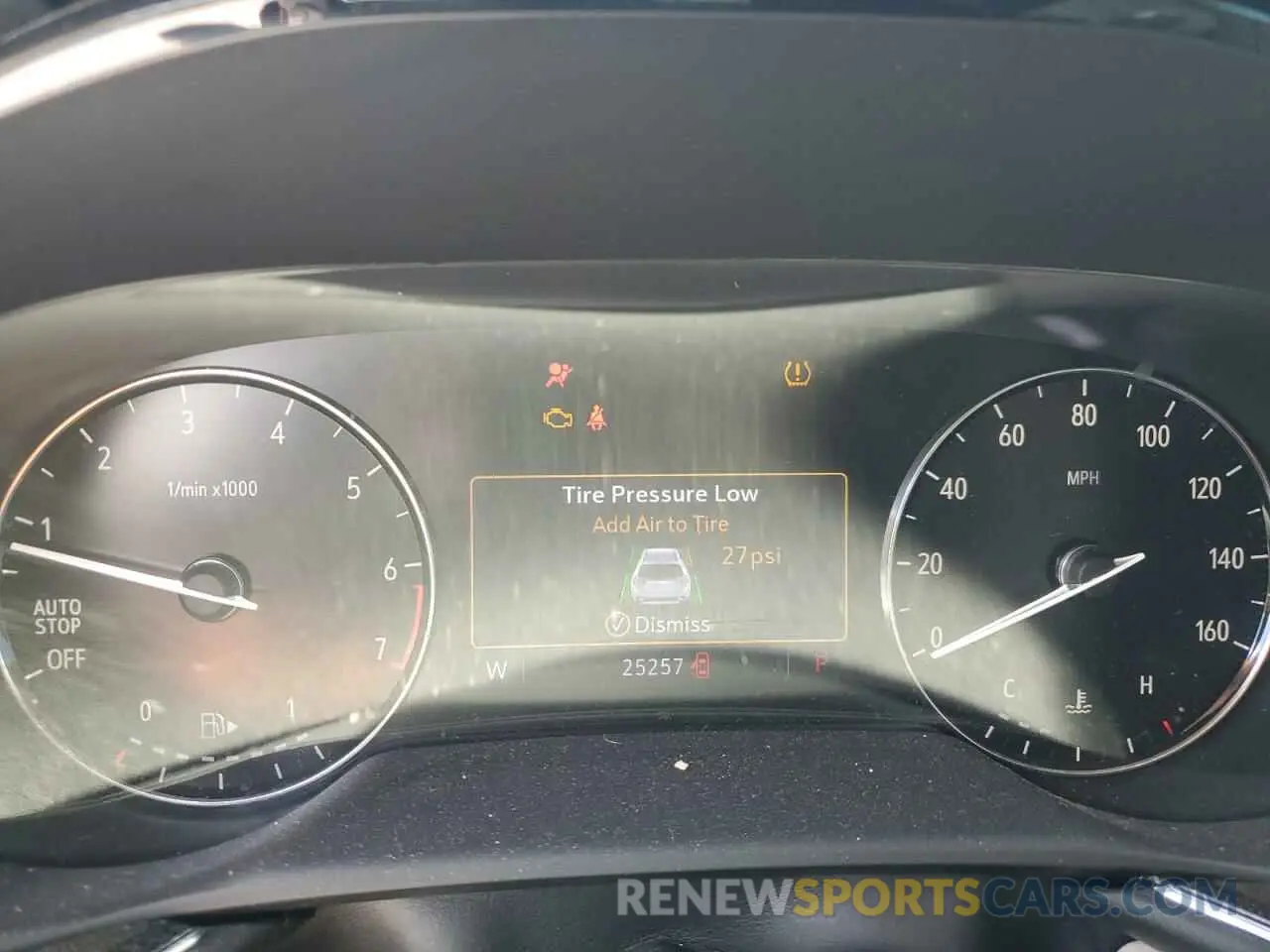 9 Photograph of a damaged car LRBAZLR44ND009901 BUICK ENVISION 2022