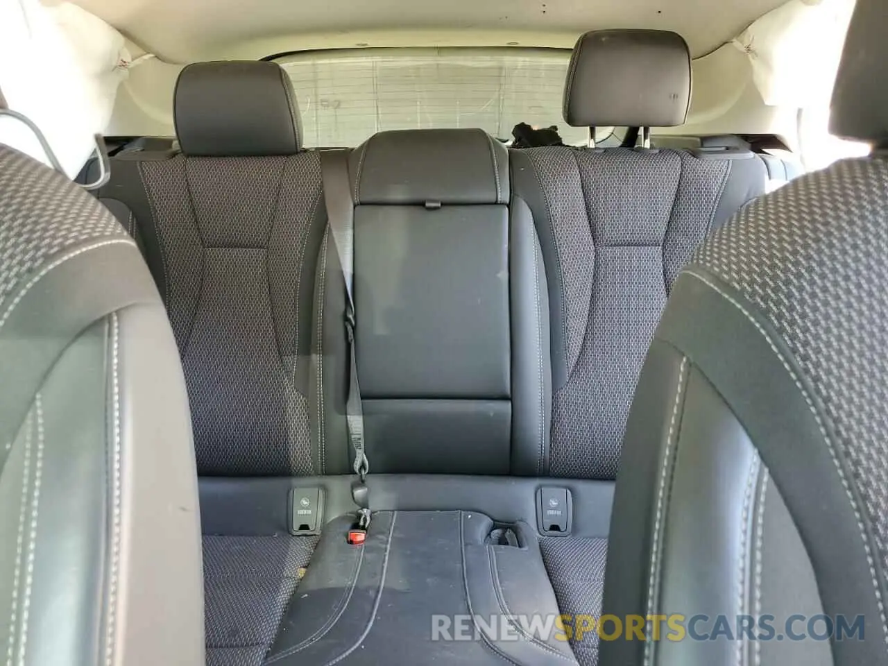 10 Photograph of a damaged car LRBAZLR44ND062033 BUICK ENVISION 2022