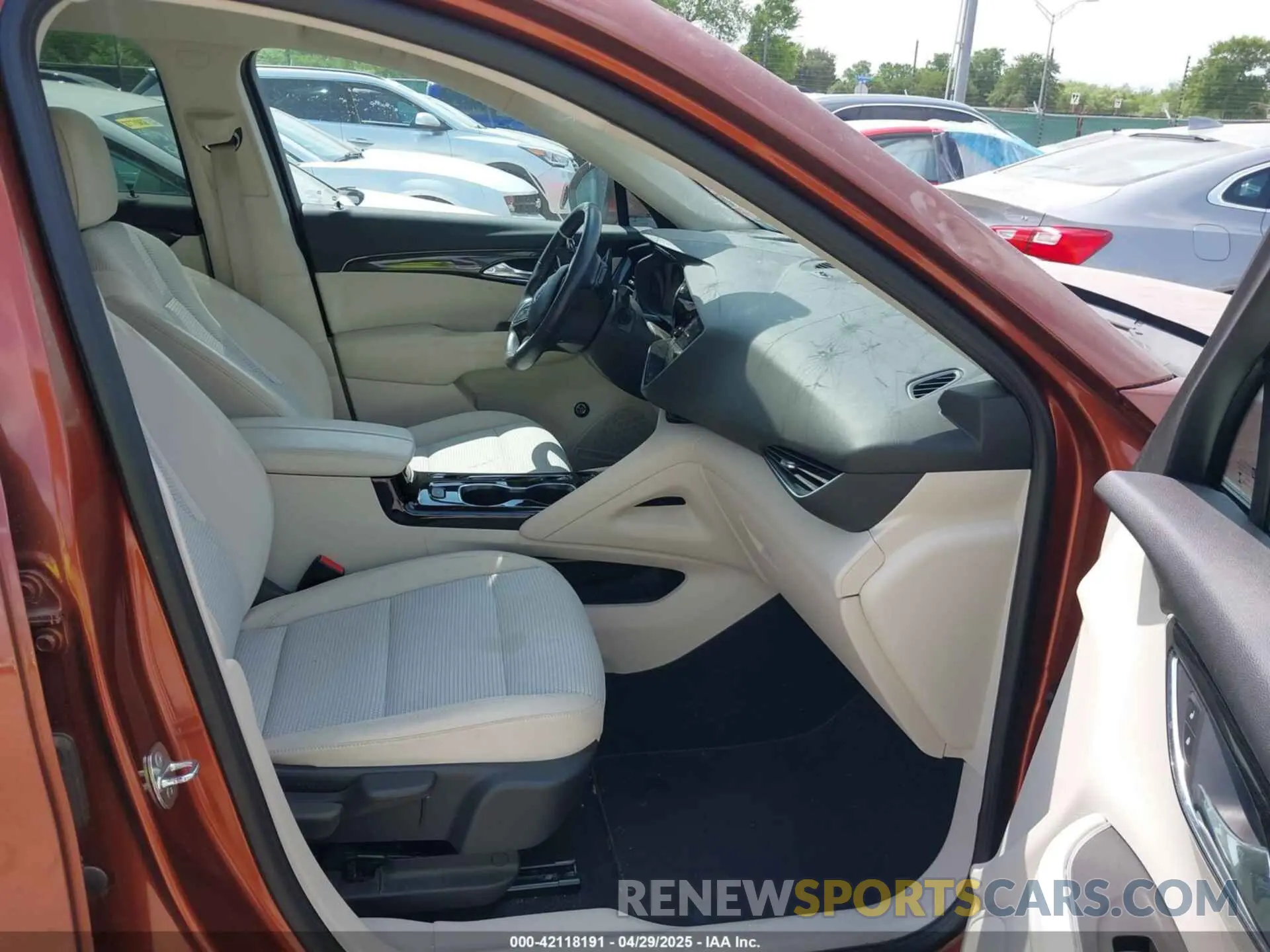 5 Photograph of a damaged car LRBAZLR46ND064723 BUICK ENVISION 2022