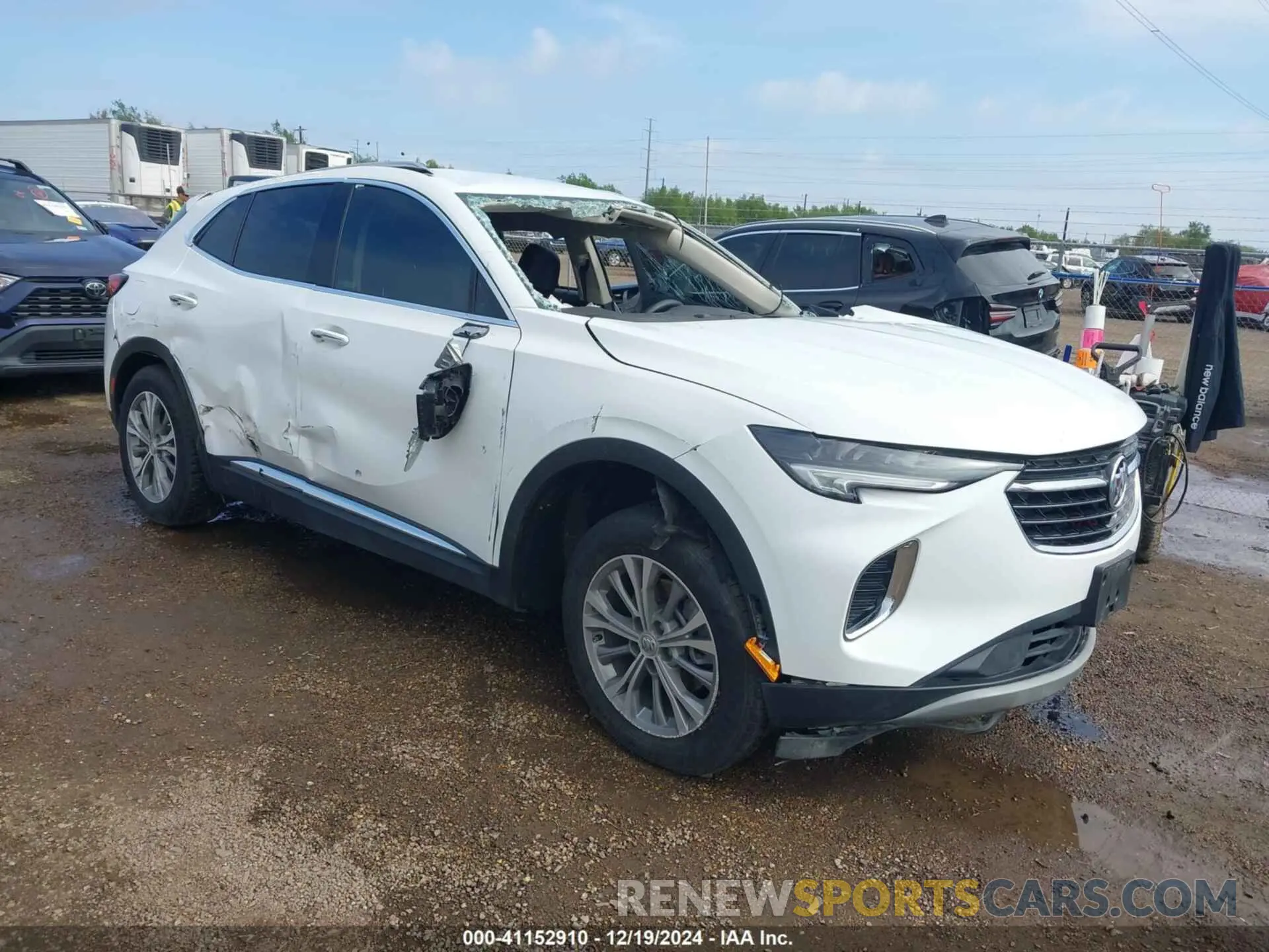 1 Photograph of a damaged car LRBAZLR4XND160760 BUICK ENVISION 2022