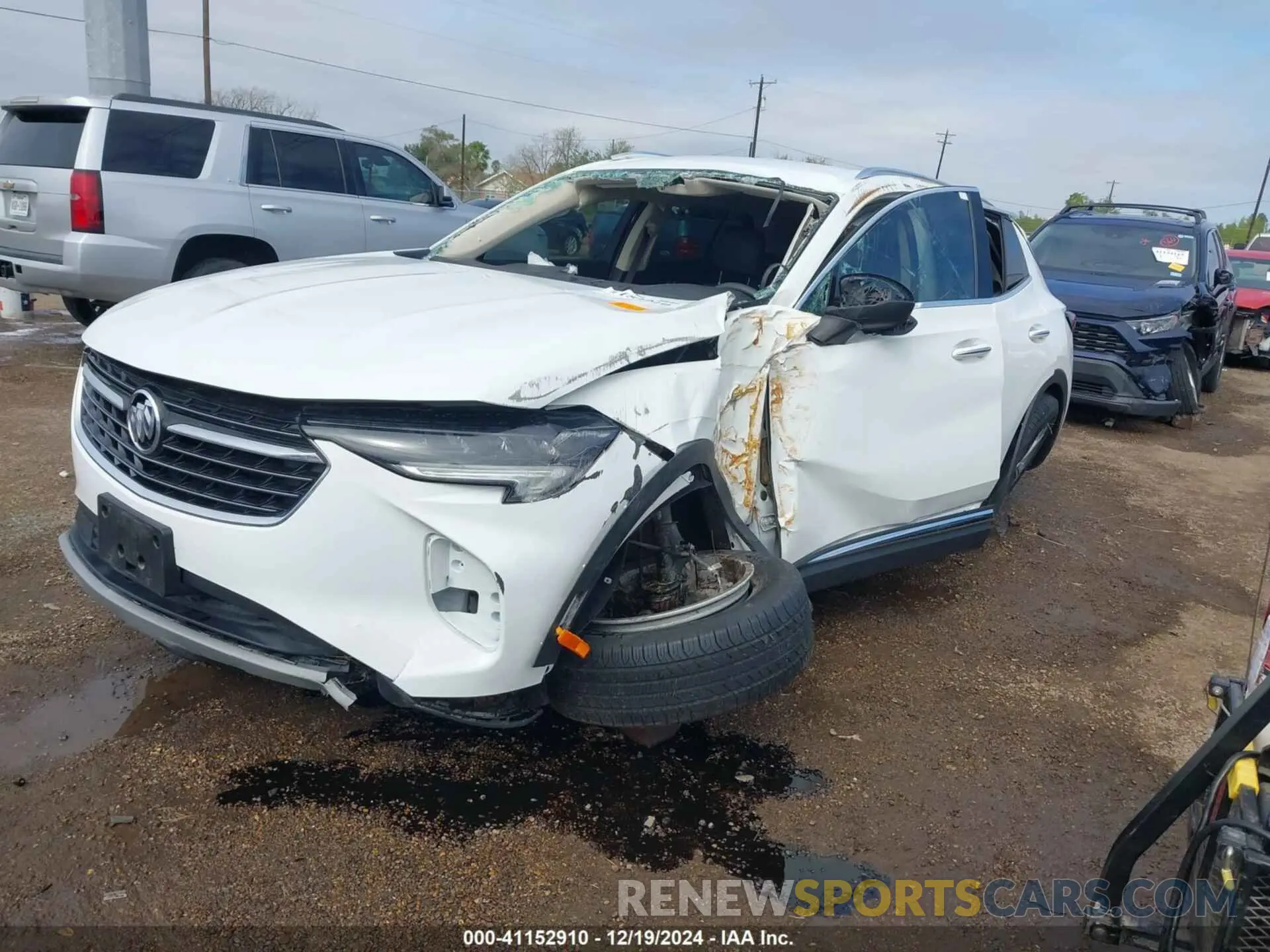 2 Photograph of a damaged car LRBAZLR4XND160760 BUICK ENVISION 2022
