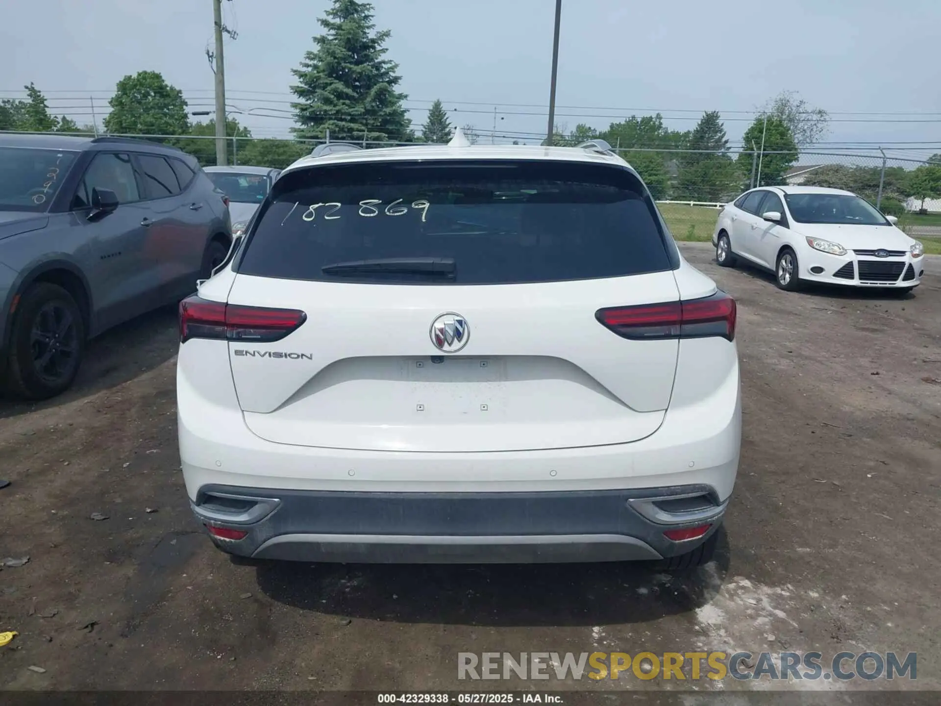 15 Photograph of a damaged car LRBFZNR47ND162869 BUICK ENVISION 2022