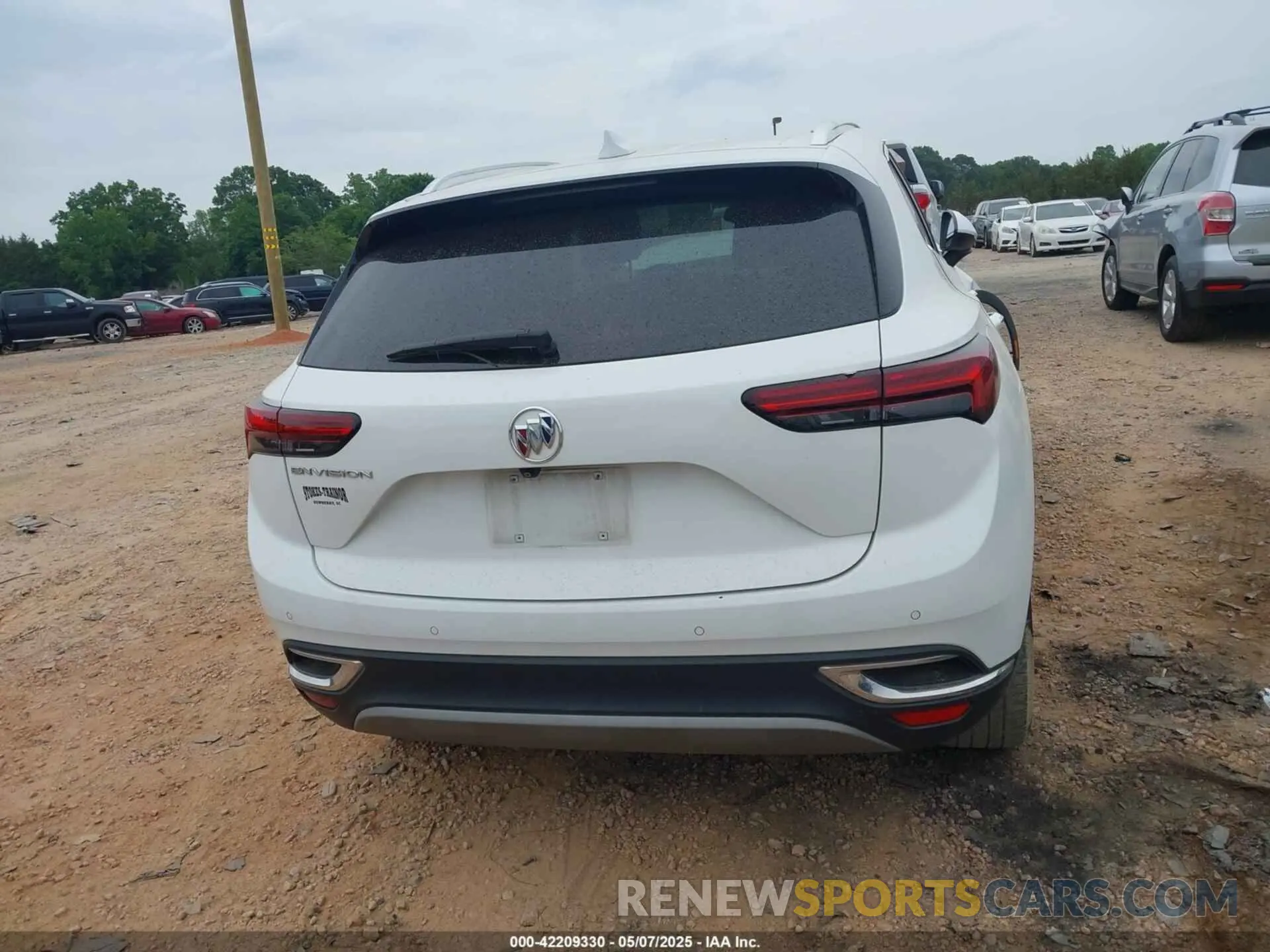 16 Photograph of a damaged car LRBFZNR4XND051345 BUICK ENVISION 2022