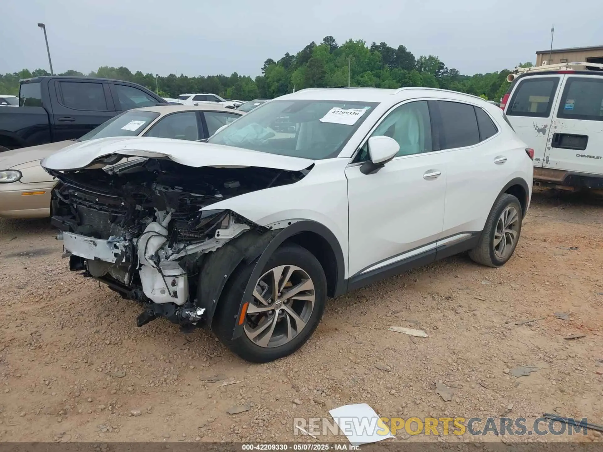 2 Photograph of a damaged car LRBFZNR4XND051345 BUICK ENVISION 2022