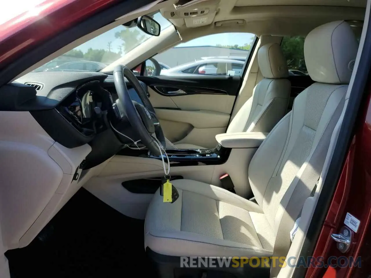 7 Photograph of a damaged car LRBFZNR4XND060966 BUICK ENVISION 2022
