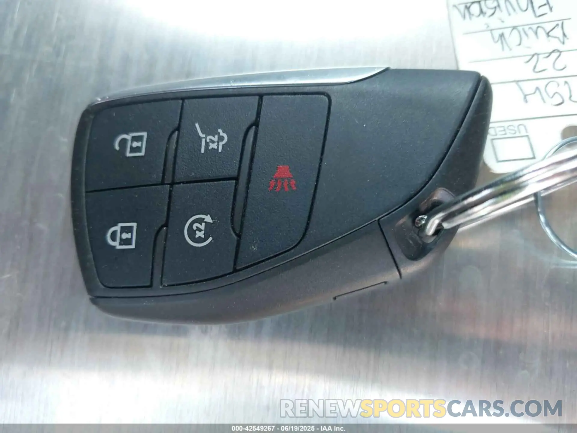 11 Photograph of a damaged car LRBFZPR41ND031495 BUICK ENVISION 2022