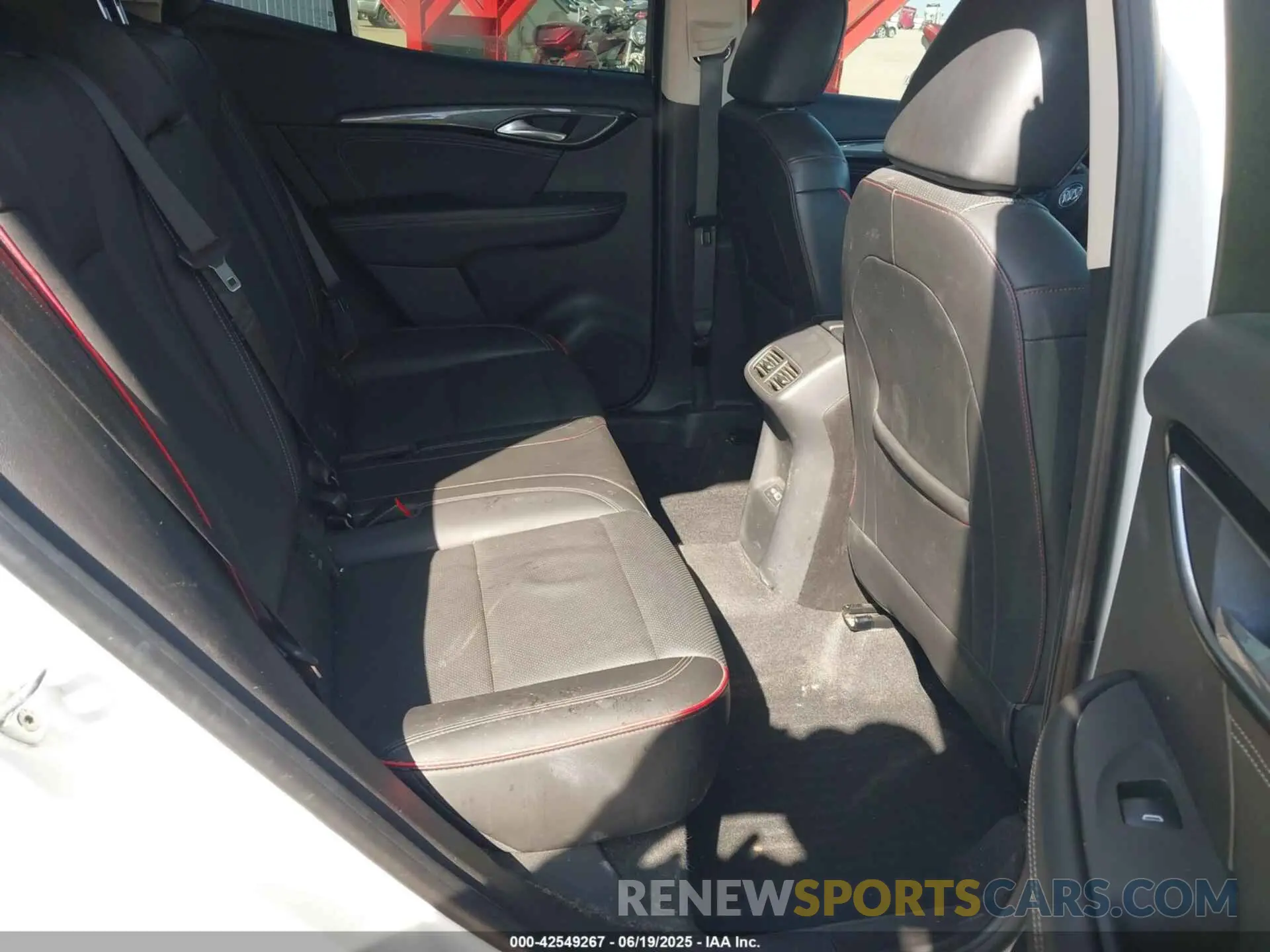 8 Photograph of a damaged car LRBFZPR41ND031495 BUICK ENVISION 2022