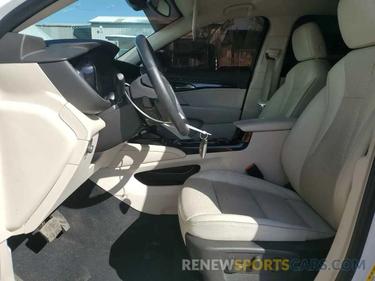 7 Photograph of a damaged car LRBFZPR47ND031386 BUICK ENVISION 2022