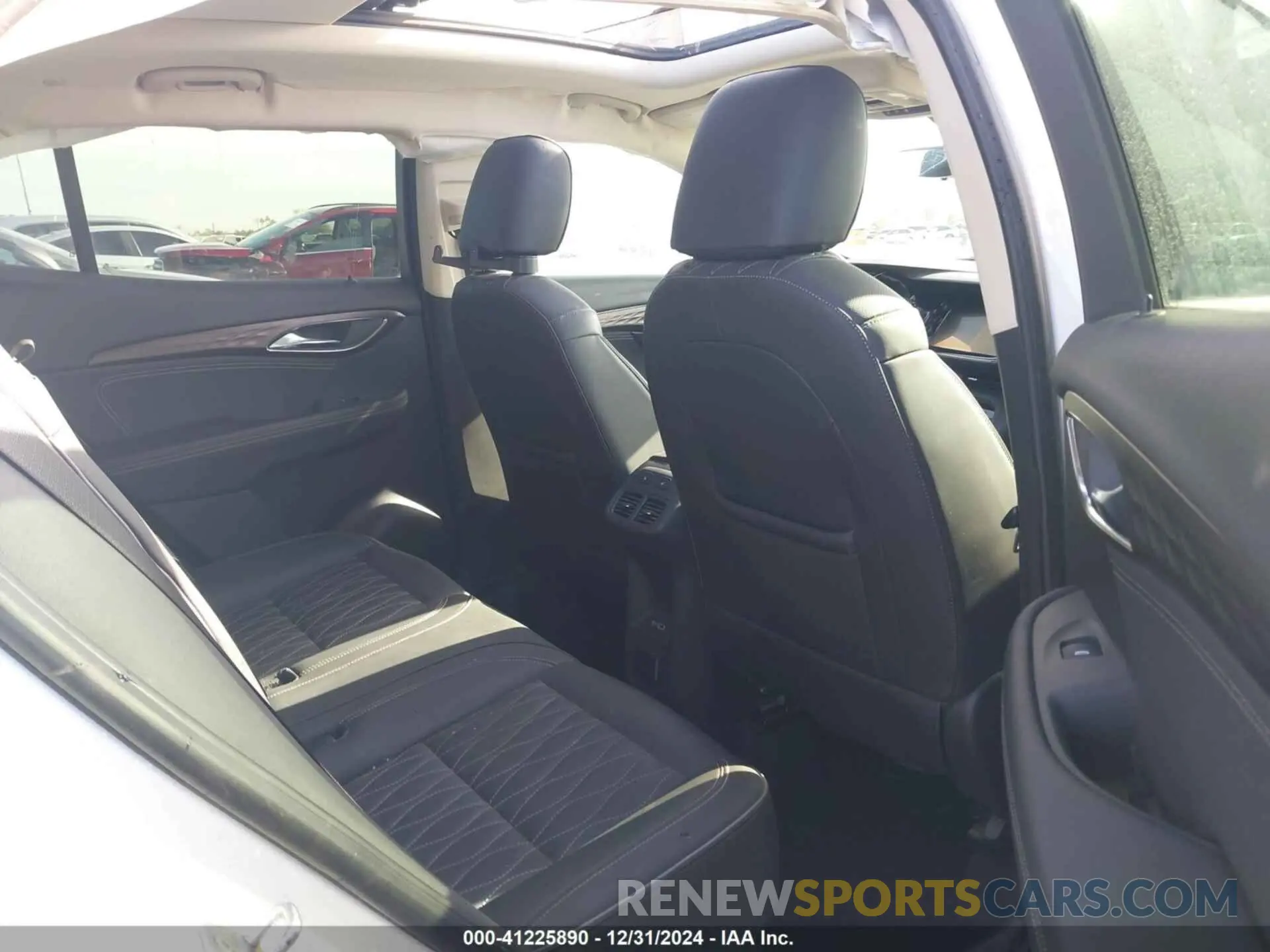 8 Photograph of a damaged car LRBFZRR41ND077209 BUICK ENVISION 2022