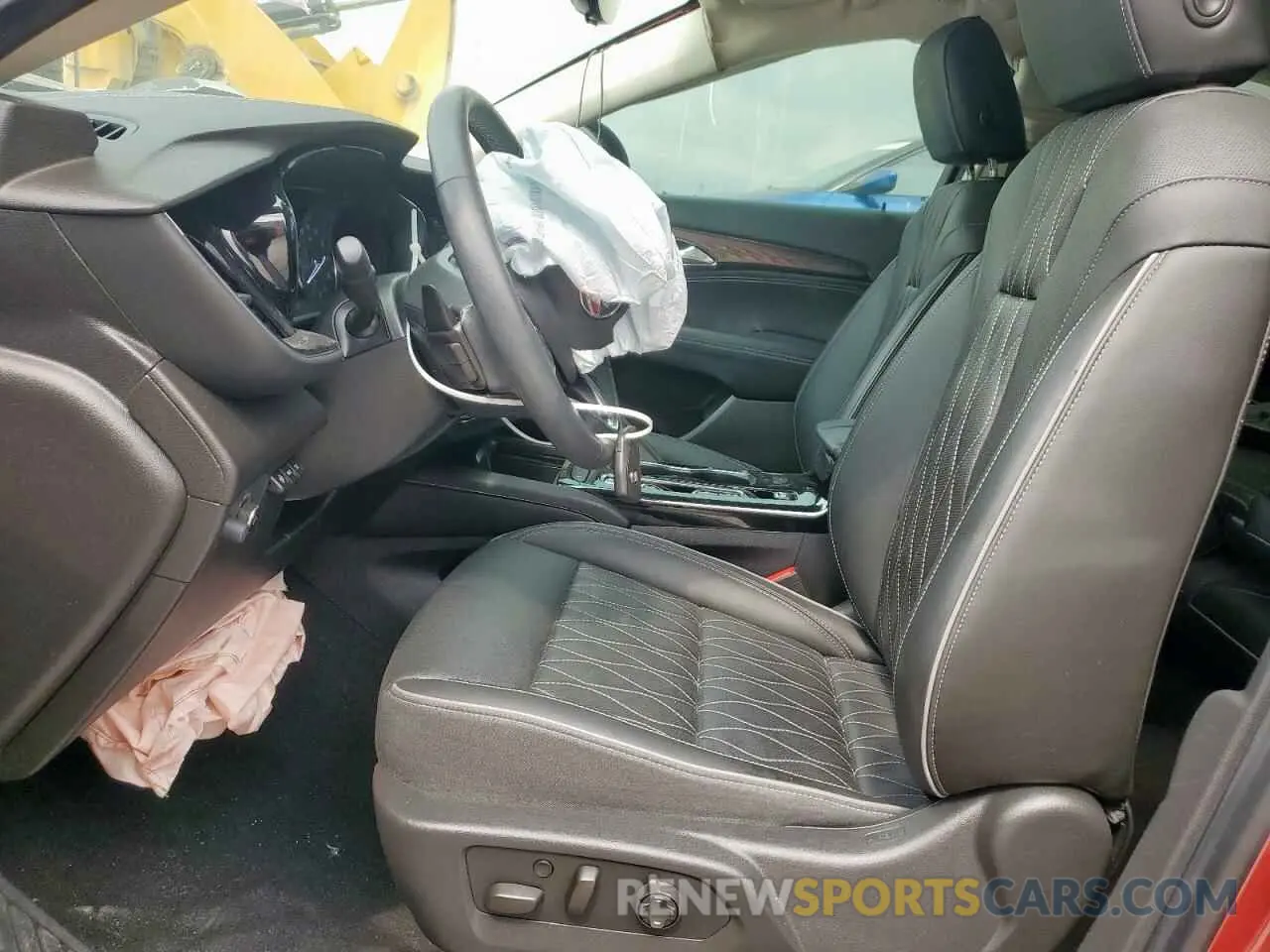 7 Photograph of a damaged car LRBFZRR44ND020969 BUICK ENVISION 2022