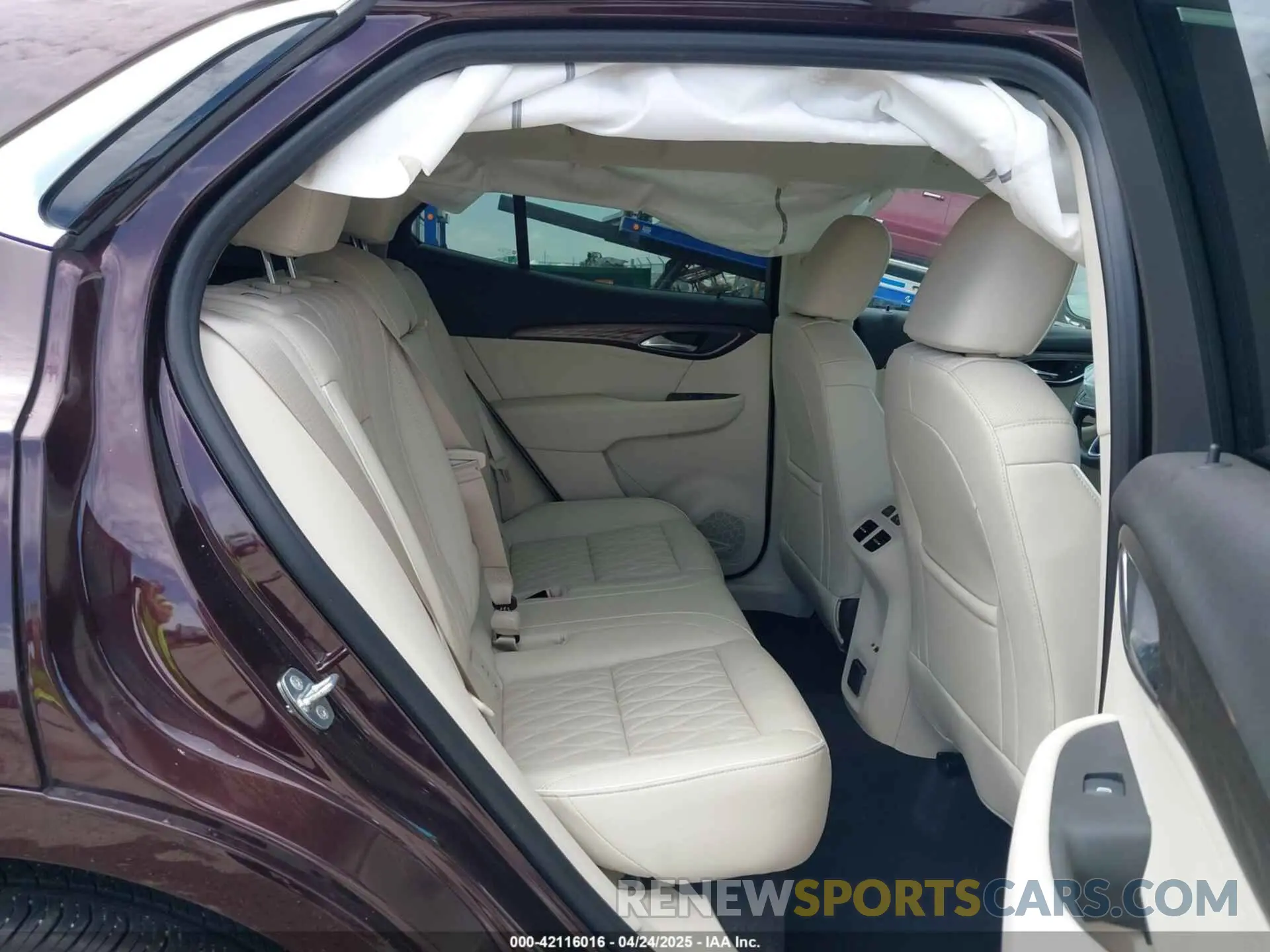8 Photograph of a damaged car LRBFZRR47ND159039 BUICK ENVISION 2022