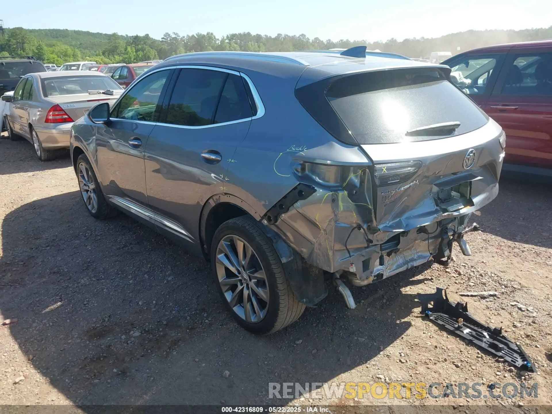 3 Photograph of a damaged car LRBFZRR48ND046314 BUICK ENVISION 2022