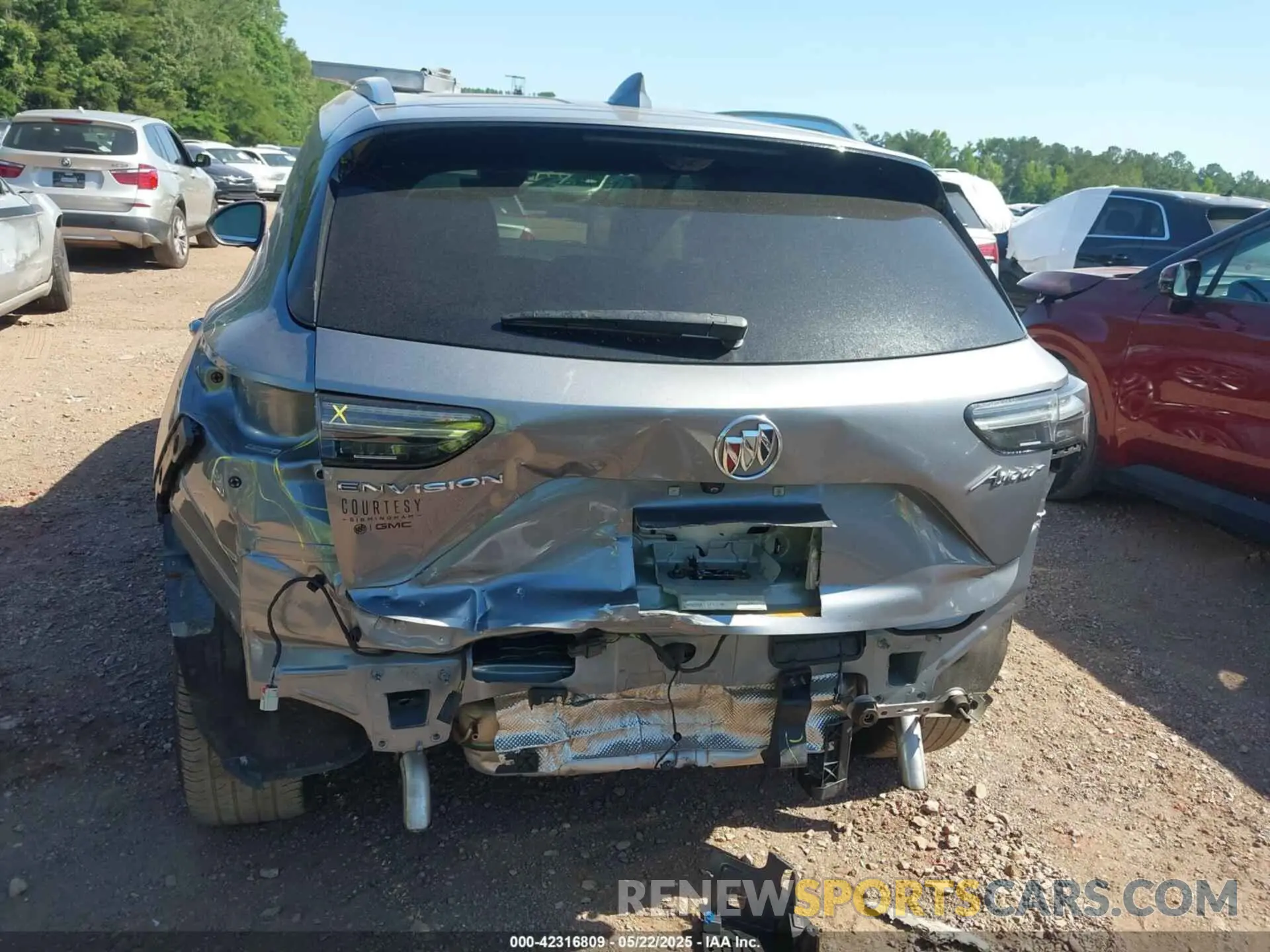 6 Photograph of a damaged car LRBFZRR48ND046314 BUICK ENVISION 2022