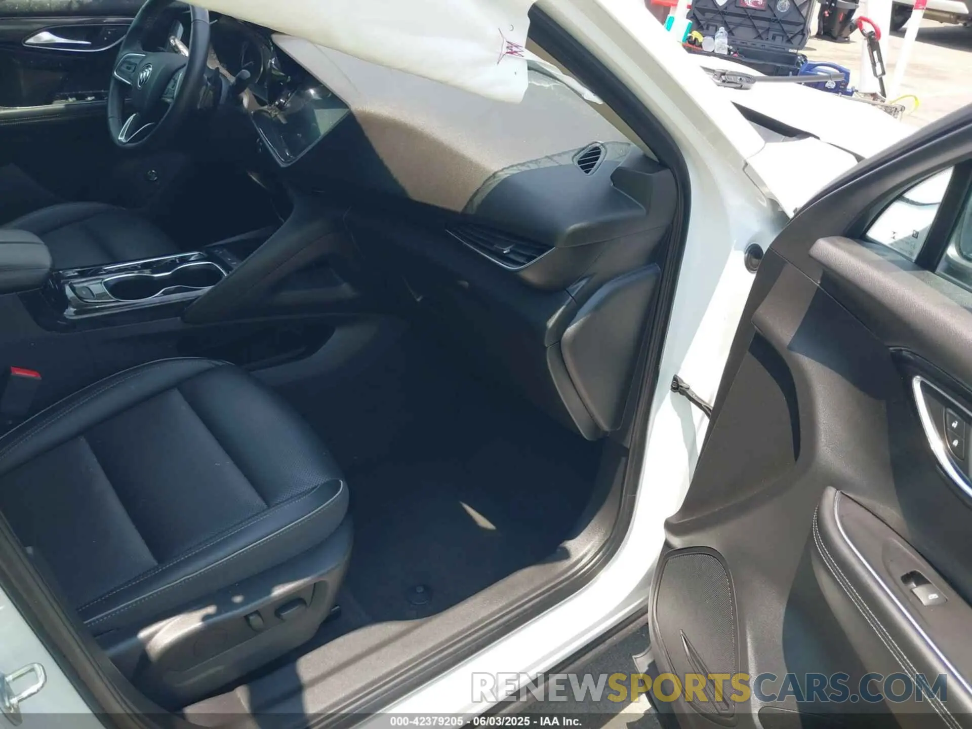 5 Photograph of a damaged car LRBFZNR40PD070246 BUICK ENVISION 2023
