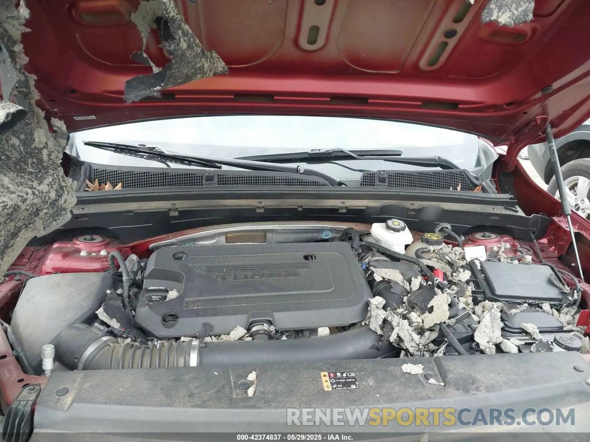 10 Photograph of a damaged car LRBFZNR48PD057910 BUICK ENVISION 2023