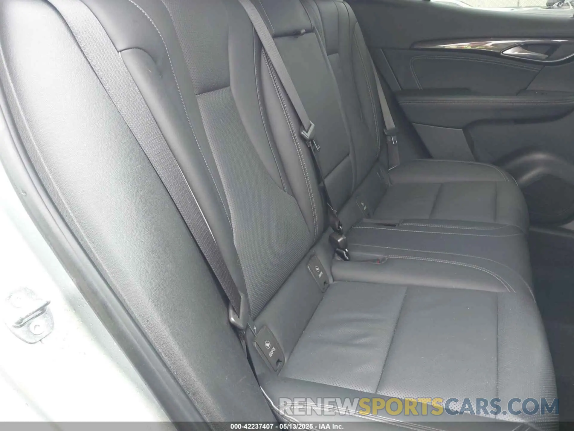 8 Photograph of a damaged car LRBFZNR49PD056328 BUICK ENVISION 2023