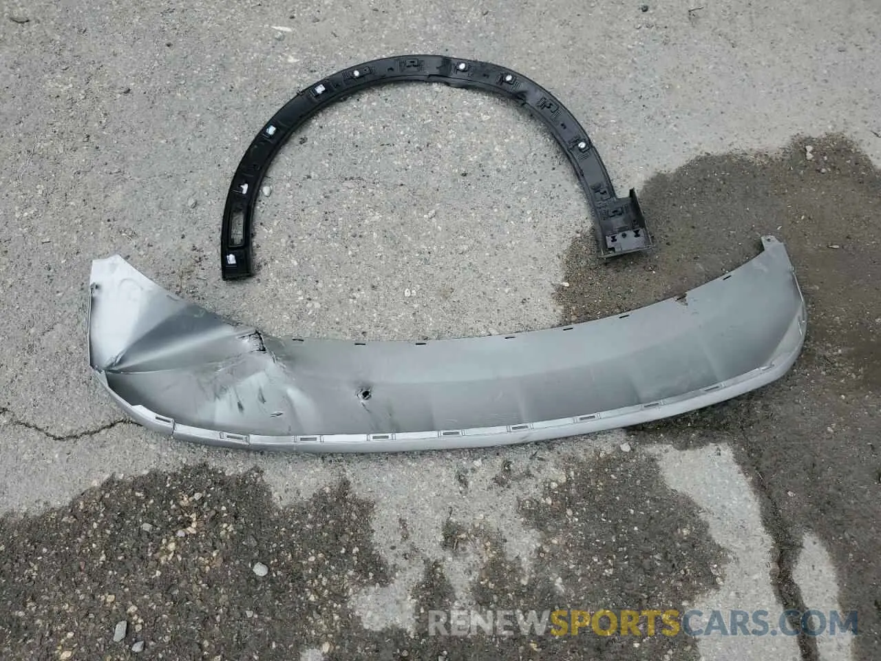 13 Photograph of a damaged car LRBFZNR4XPD027260 BUICK ENVISION 2023