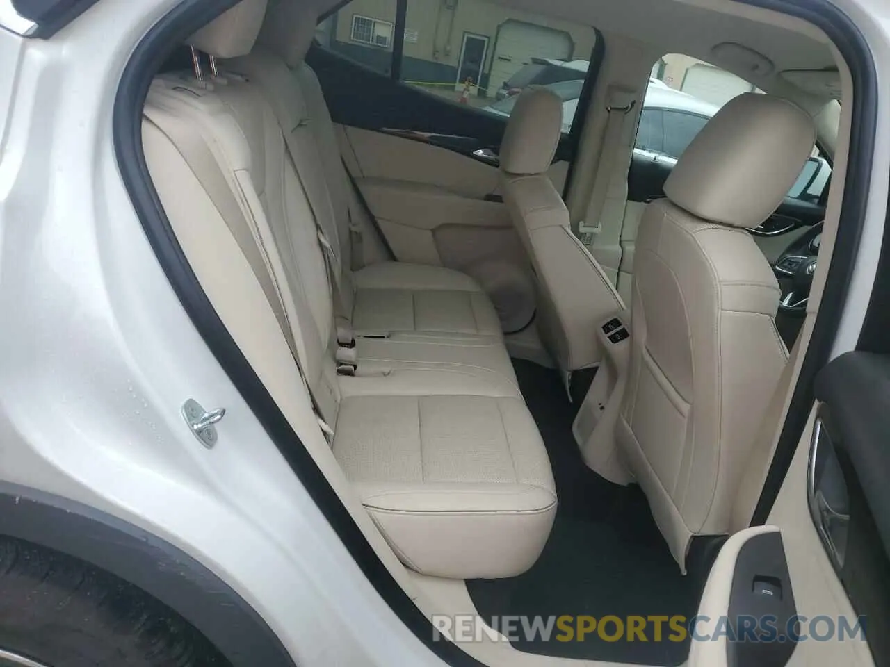 10 Photograph of a damaged car LRBFZNR4XPD098507 BUICK ENVISION 2023