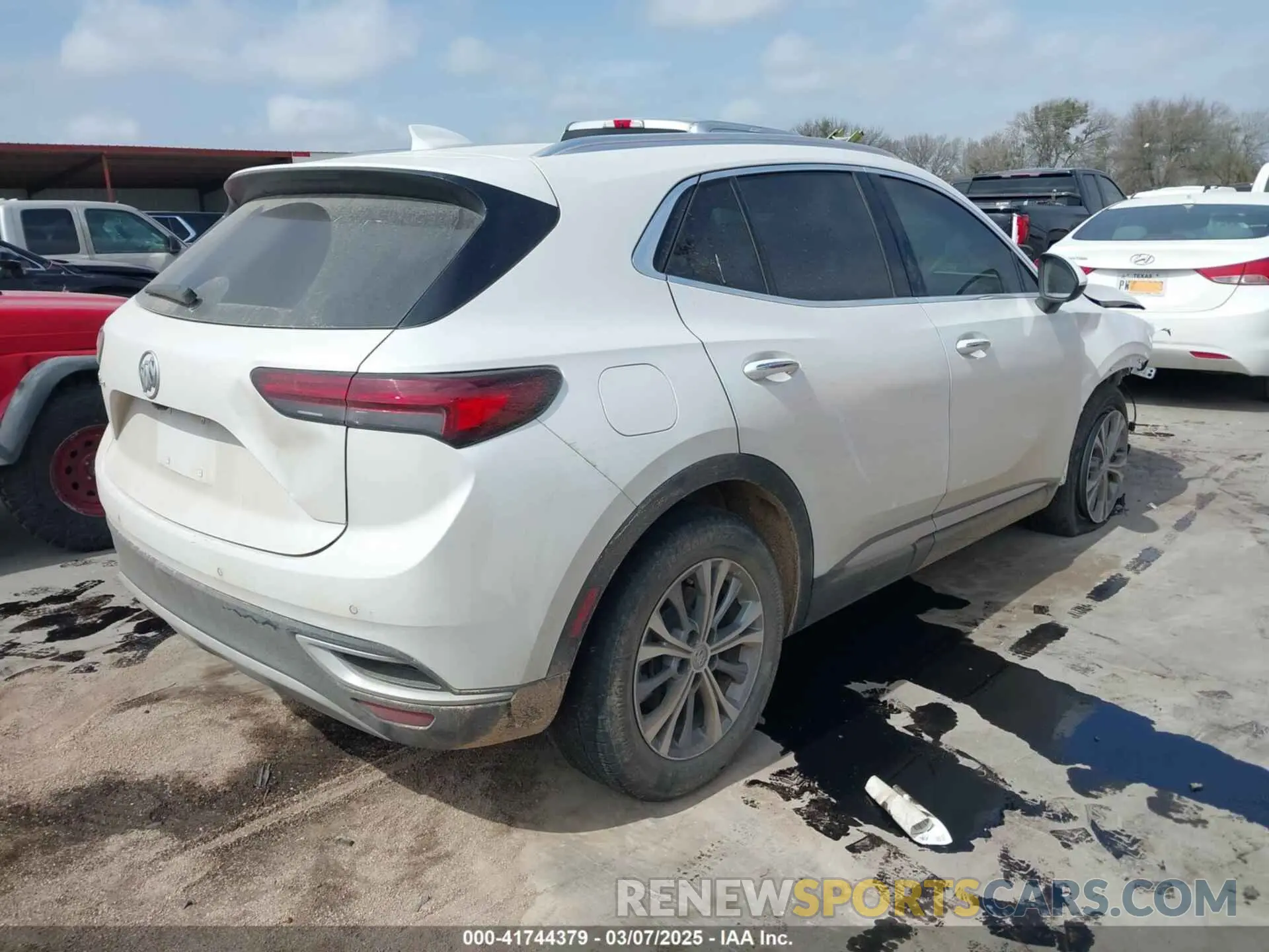 4 Photograph of a damaged car LRBFZPR41PD205116 BUICK ENVISION 2023