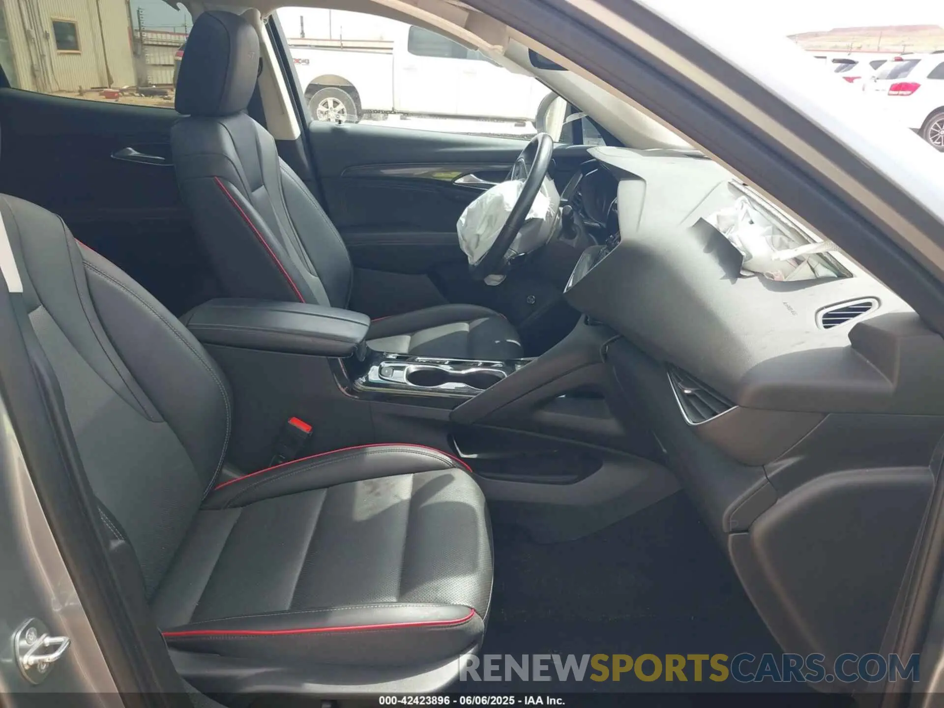 5 Photograph of a damaged car LRBFZPR44PD204820 BUICK ENVISION 2023