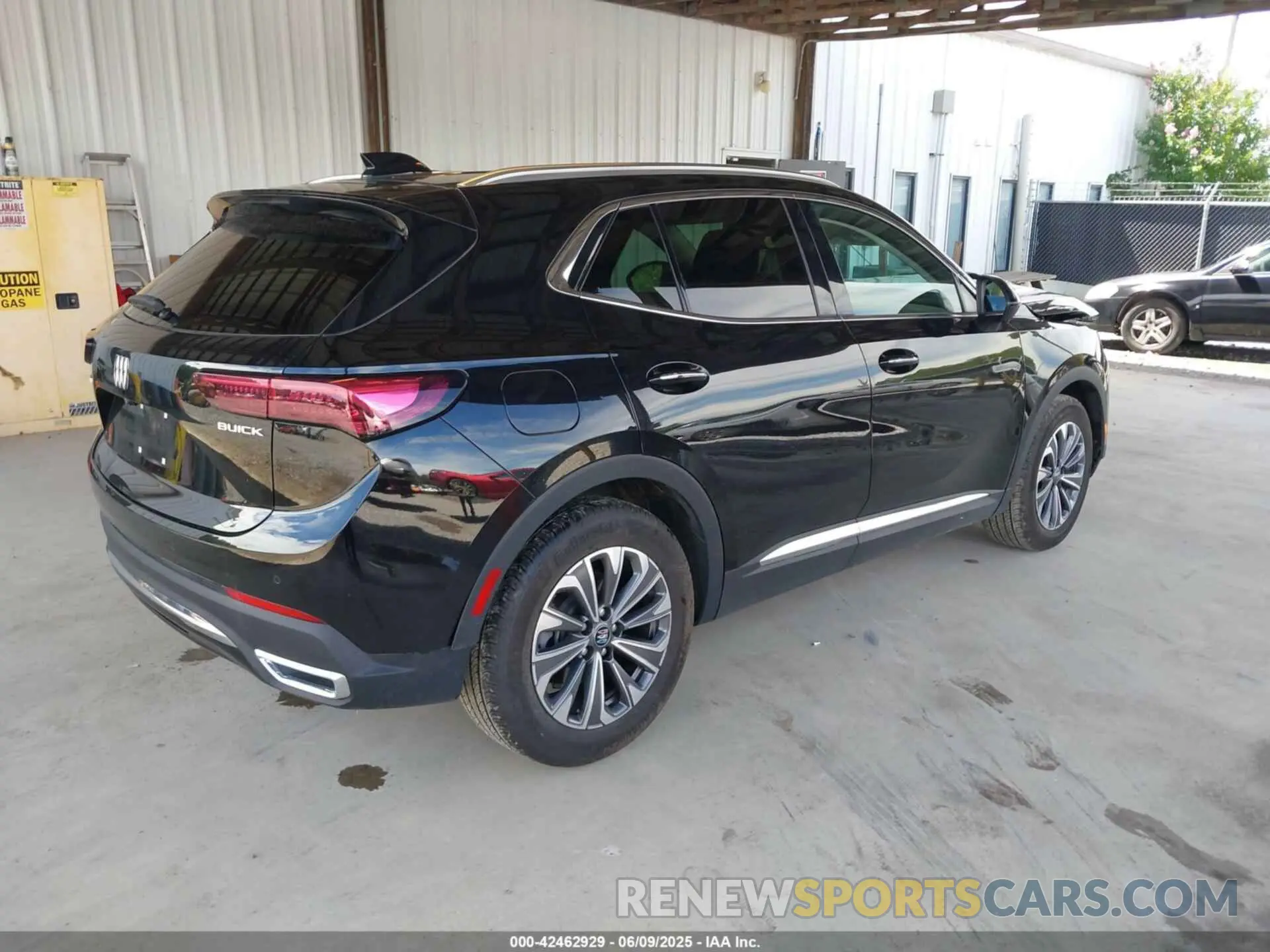 4 Photograph of a damaged car LRBFZME41RD063907 BUICK ENVISION 2024