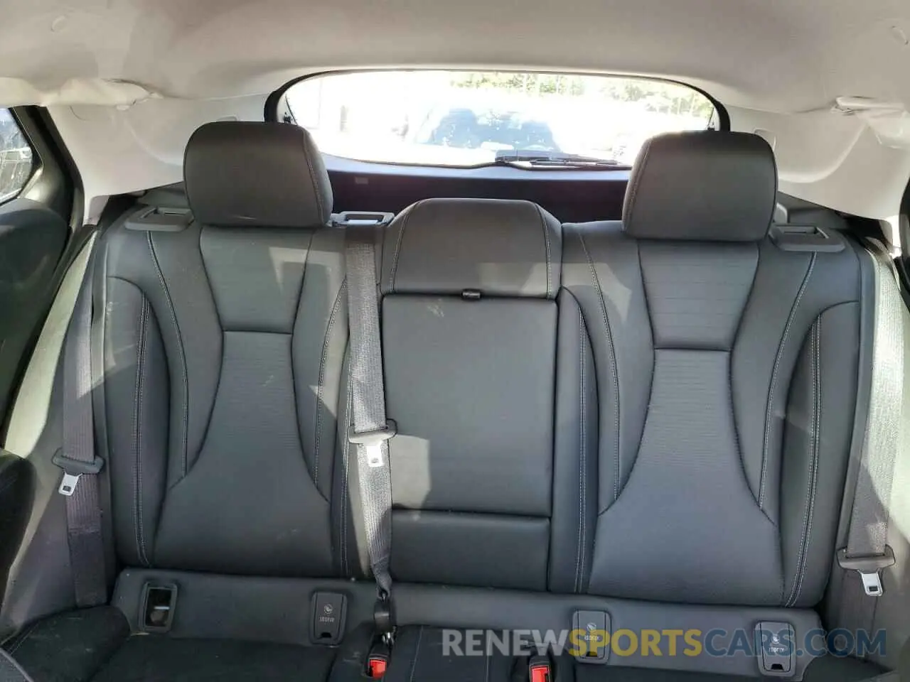 10 Photograph of a damaged car LRBFZME41RD067987 BUICK ENVISION 2024